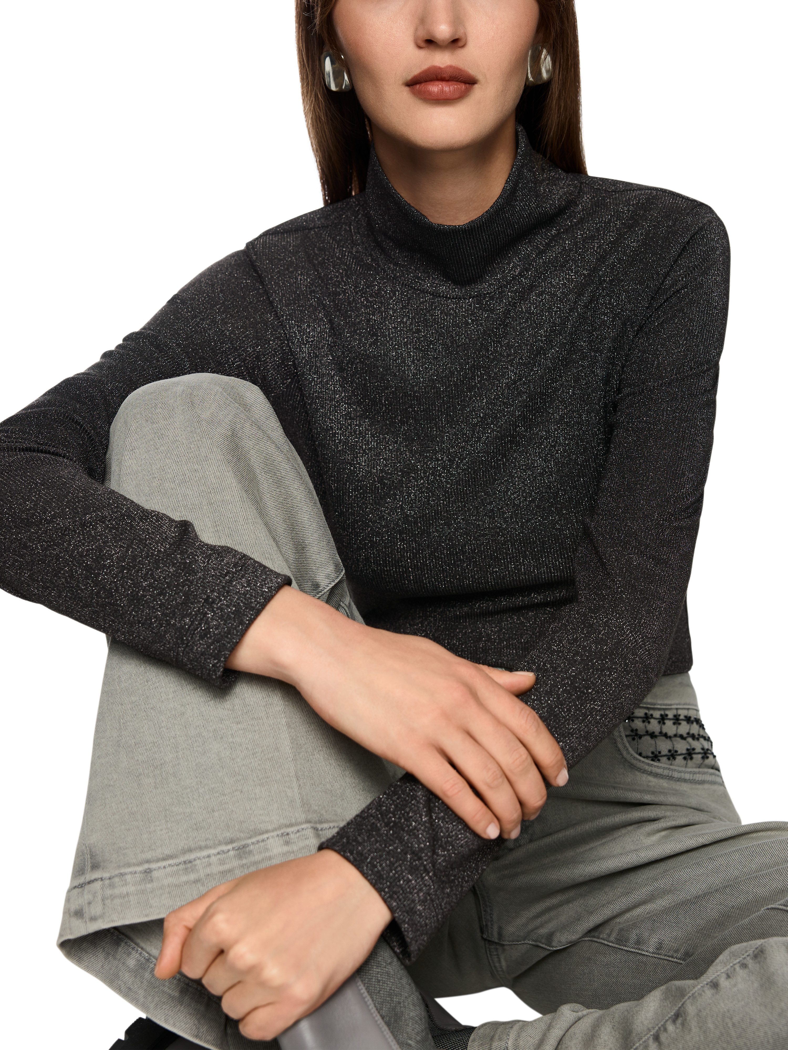 Marc Cain Longsleeve City Tours Premium Damenmode mit schimmerndem Lurexgarn, schmal geschnitten, Stehkragen