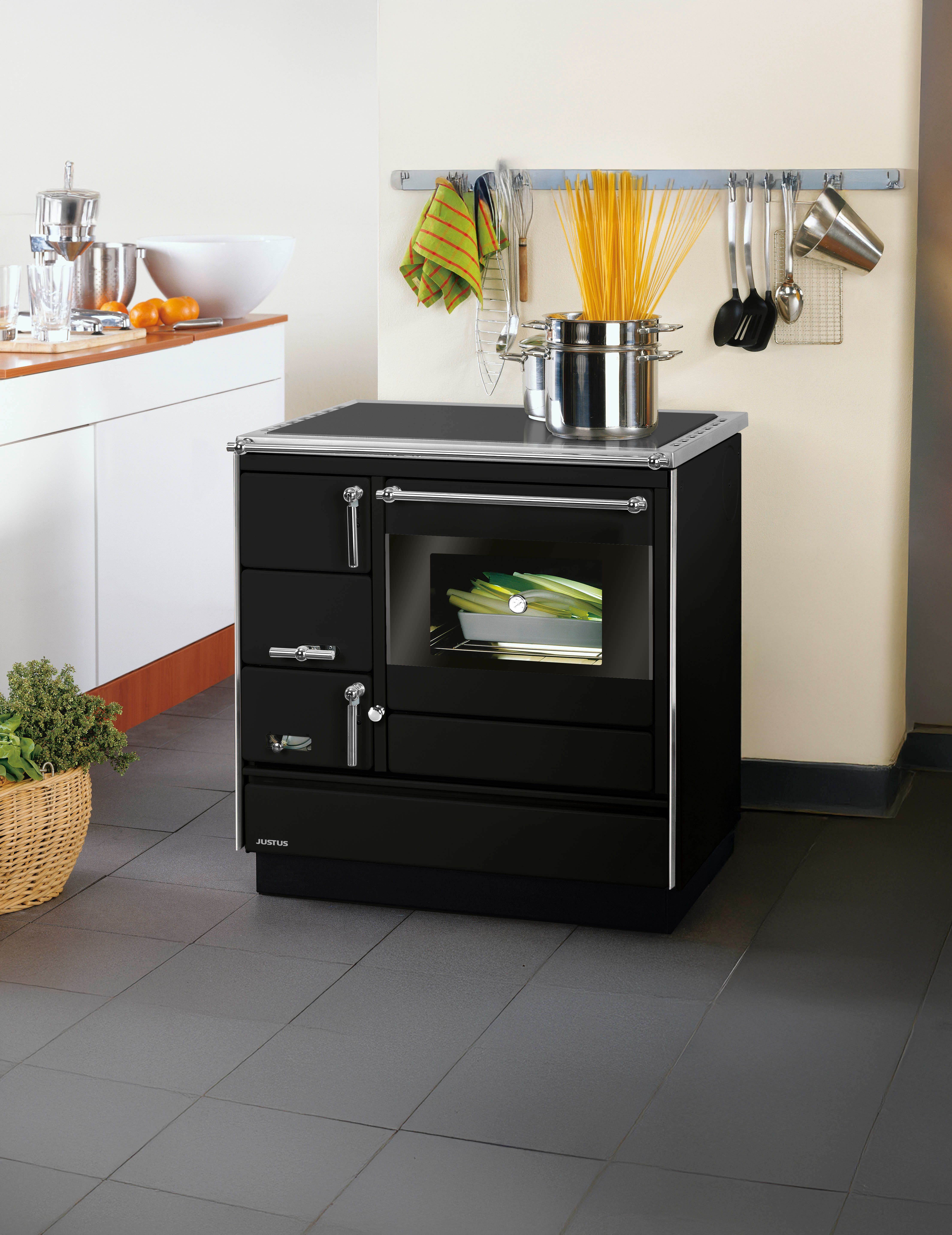 JUSTUS Festbrennstoffherd Linz II, 7 kW, Zeitbrand