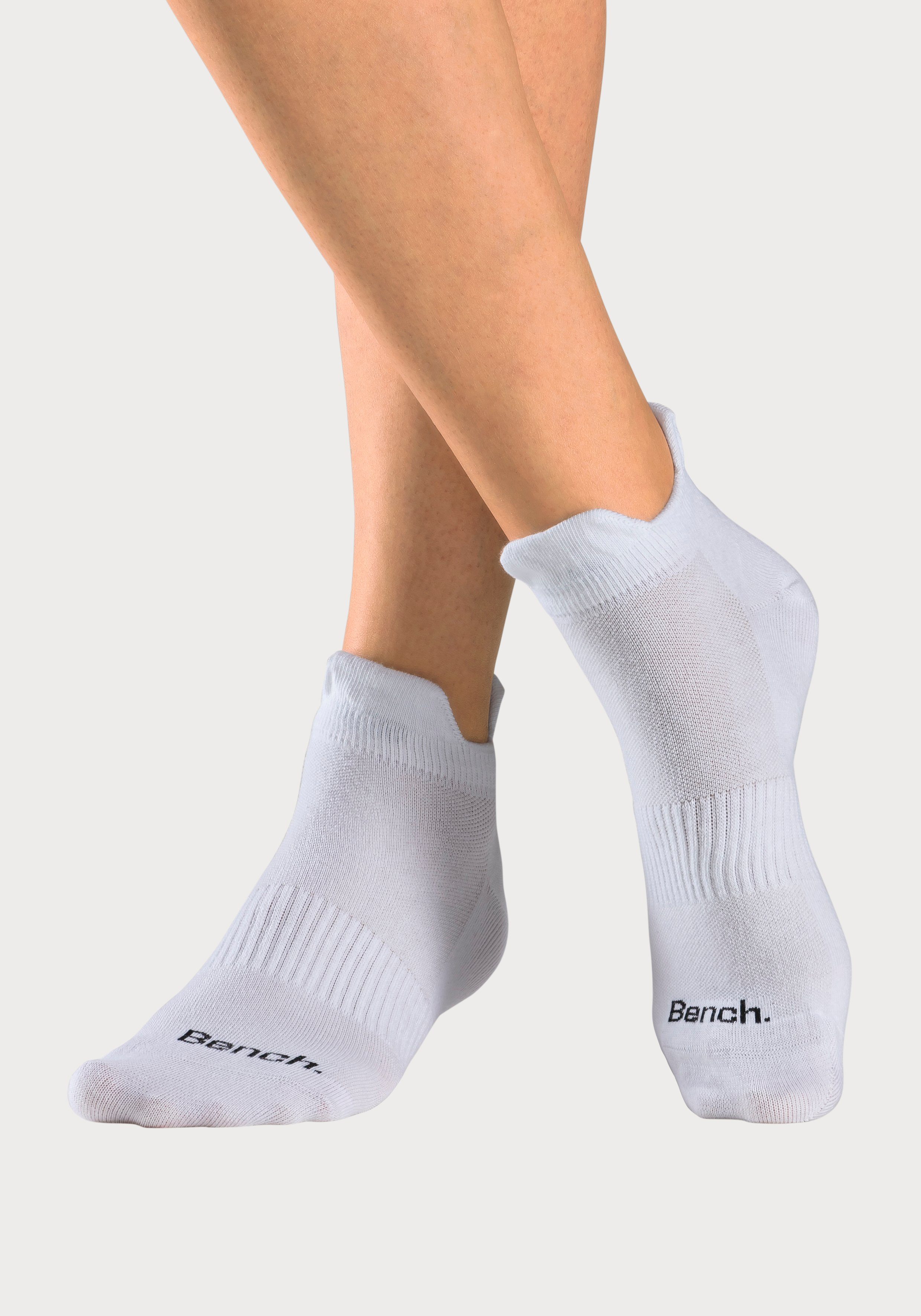 Bench. Sneakersocken (Packung, 6-Paar) mit feiner Mesh Konstruktion und Mittelfußgummi