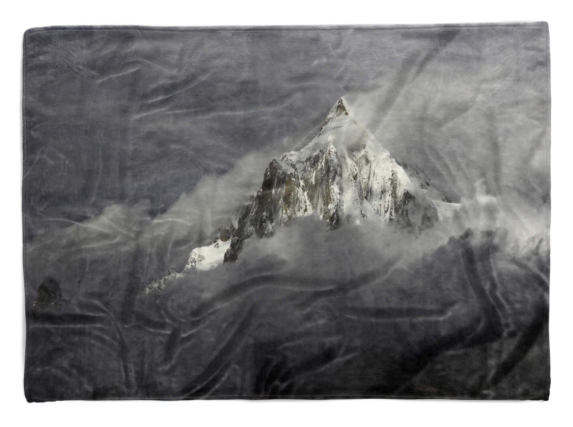 Sinus Art Handtücher Handtuch Strandhandtuch Saunatuch Kuscheldecke mit Fotomotiv Schneegipfel Berge Wolken, Baumwolle-Polyester-Mix (1-St), Handtuch
