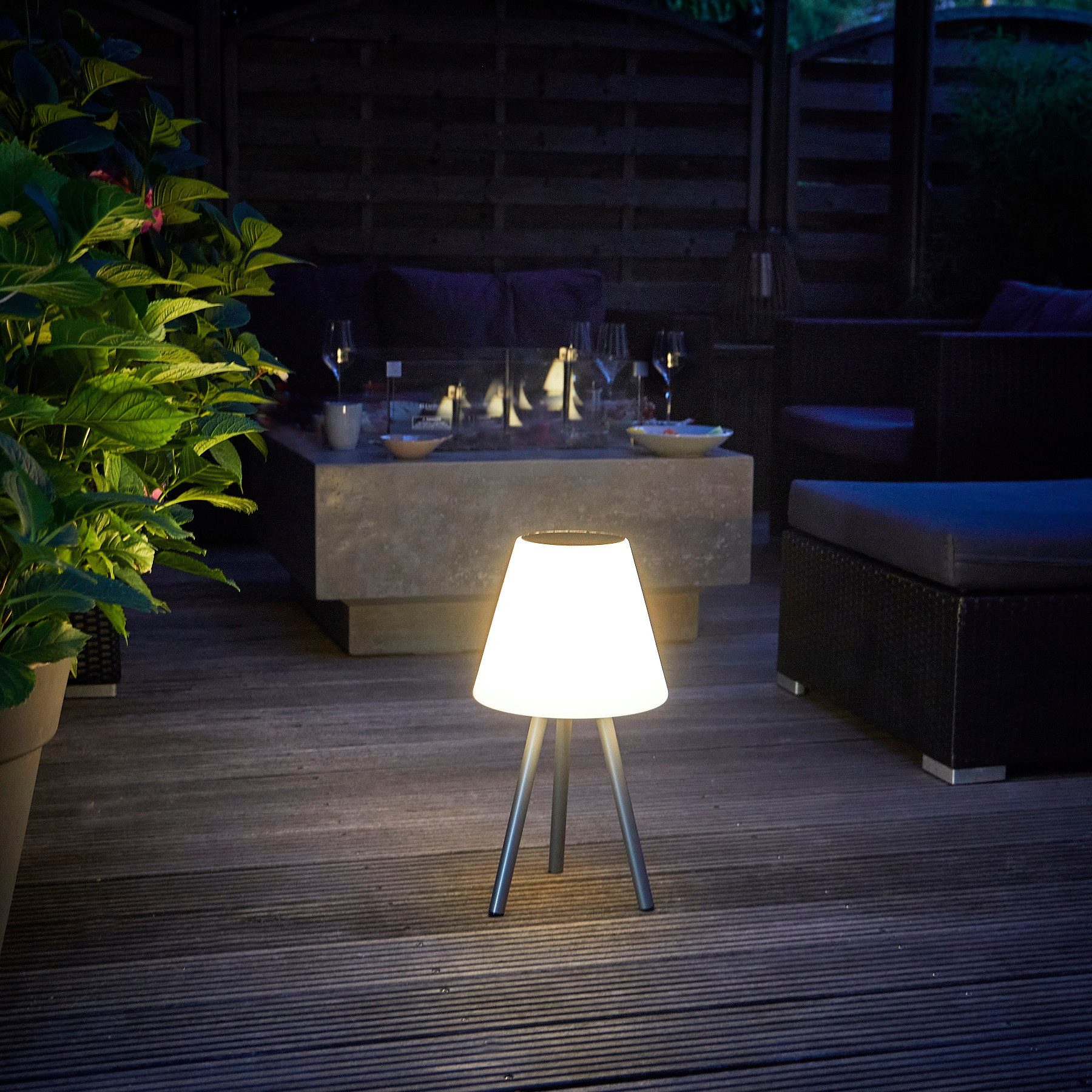 Northpoint LED Solarleuchte LED Lampe Solar Panel und integriertem Akku kabellos