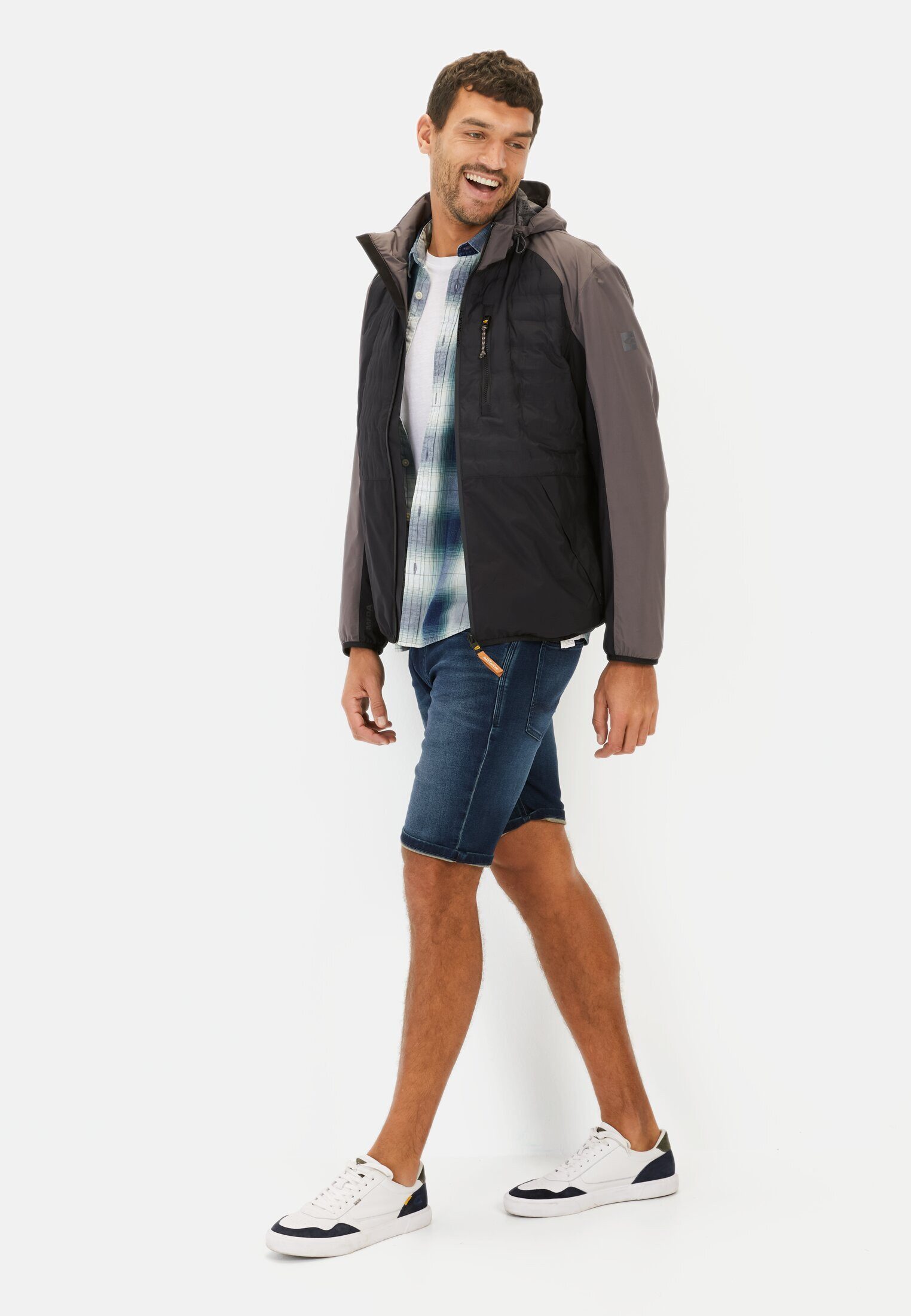 camel active Funktionsjacke mit abnehmbarer Kapuze Langarm Markenlogo