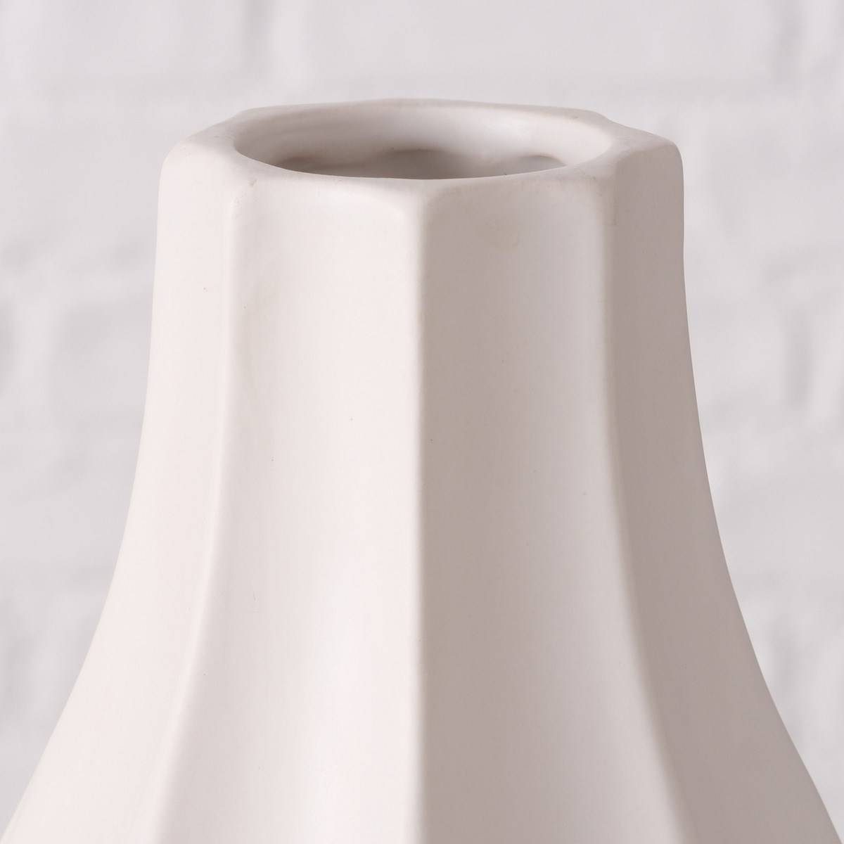 BOLTZE GRUPPE GmbH Dekovase Deko-Vase AVANTIKA, 30 cm, matt (einzeln)