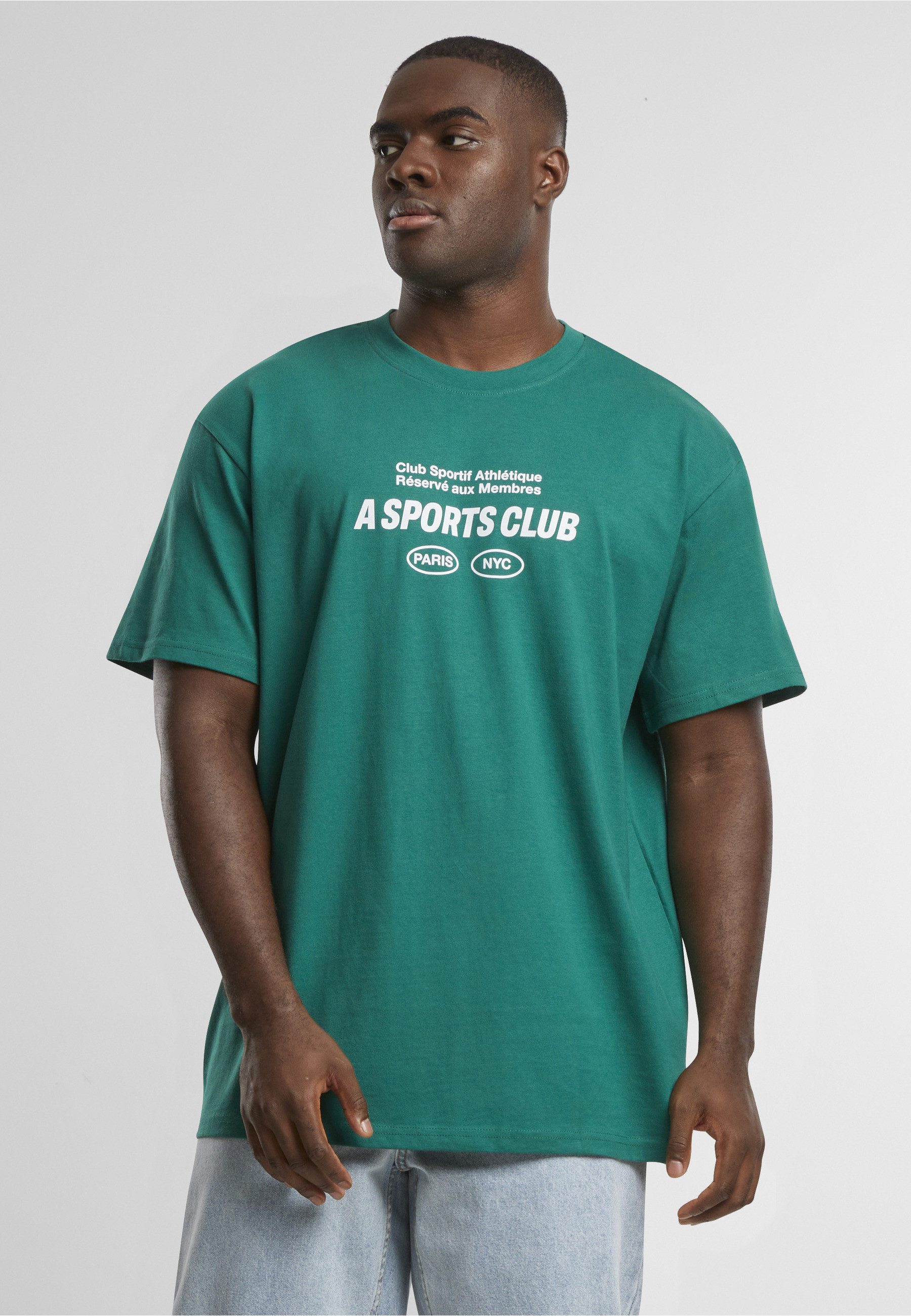 Upscale by Mister Tee T-Shirt Upscale by Mister Tee A Sportsclub Oversize Tee (1-tlg)