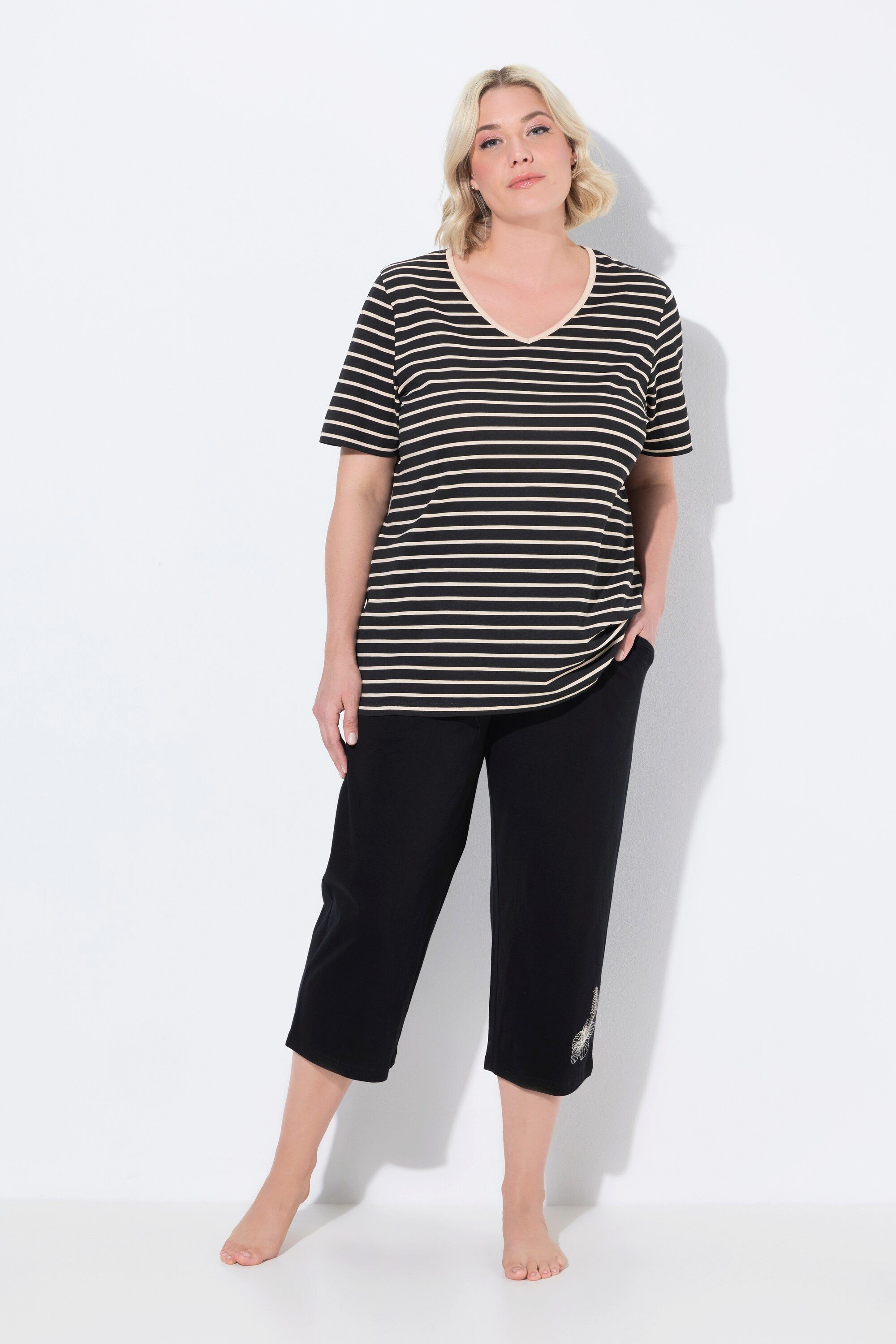 Ulla Popken Pyjama Pyjama Ringel Stickerei V-Ausschnitt Halbarm günstig online kaufen