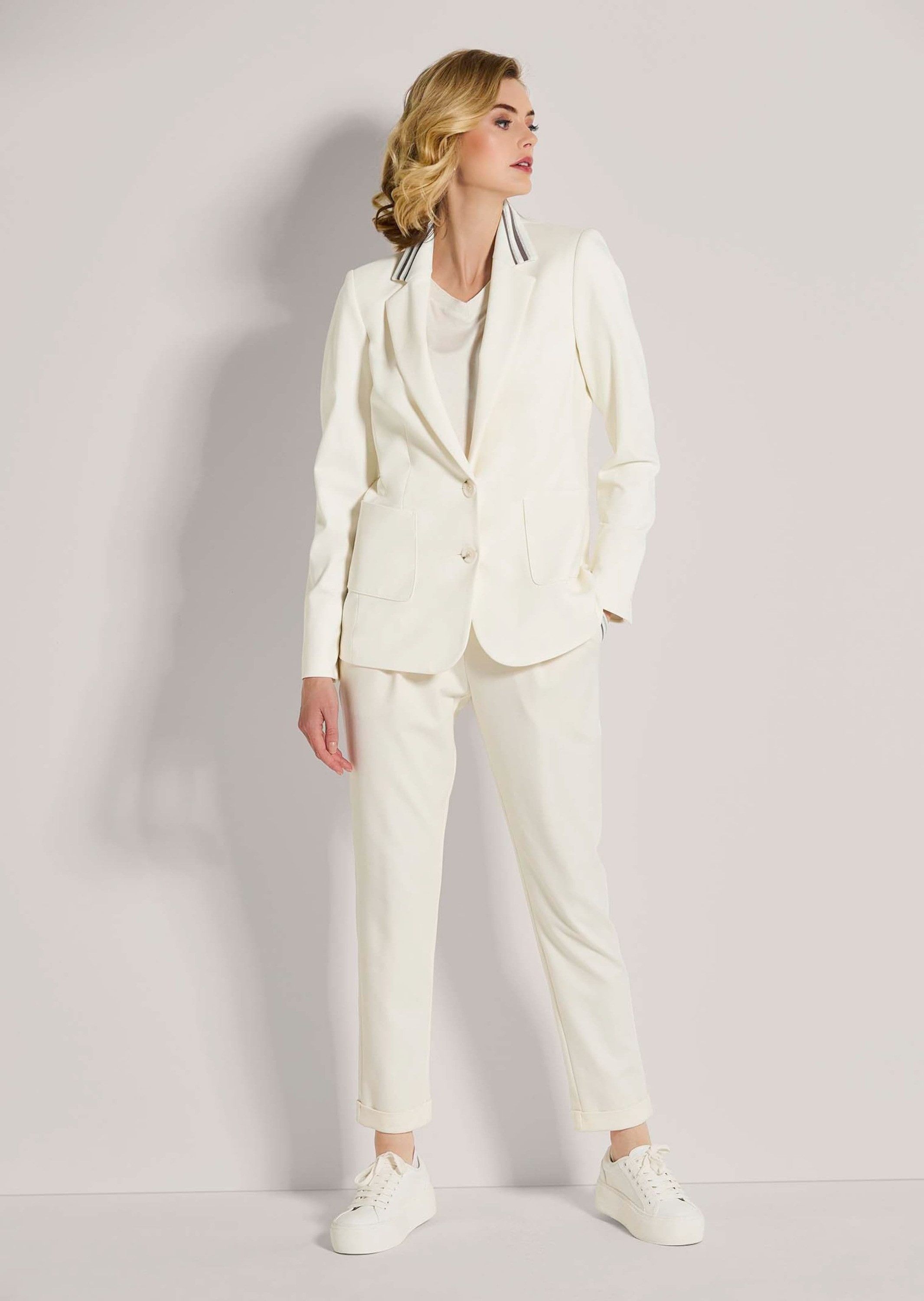 MADELEINE Kurzblazer Langer Jersey-Blazer mit Futter