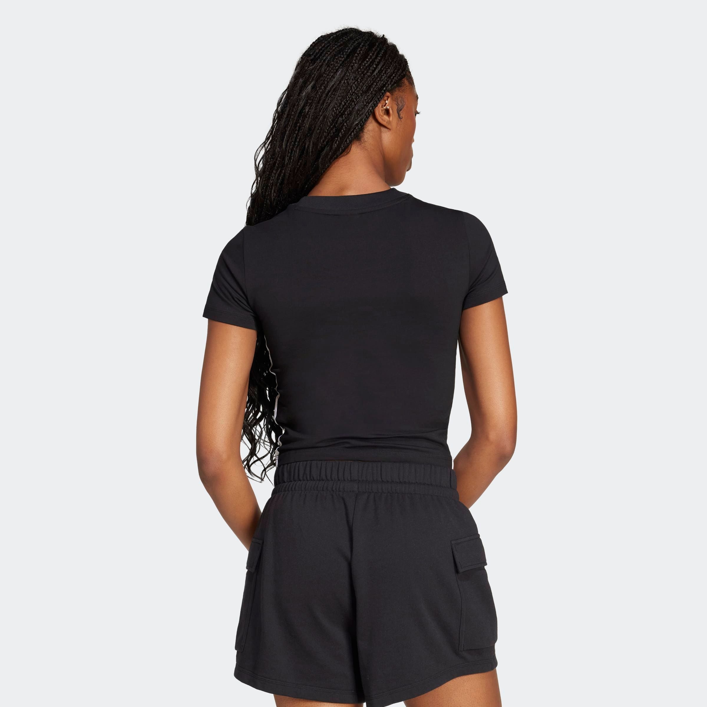 adidas Sportswear T-Shirt ESSENTIALS 3-STREIFEN SLIM BABY schmale Passform, Rundhalsausschnitt, mit Elasthan-Anteil