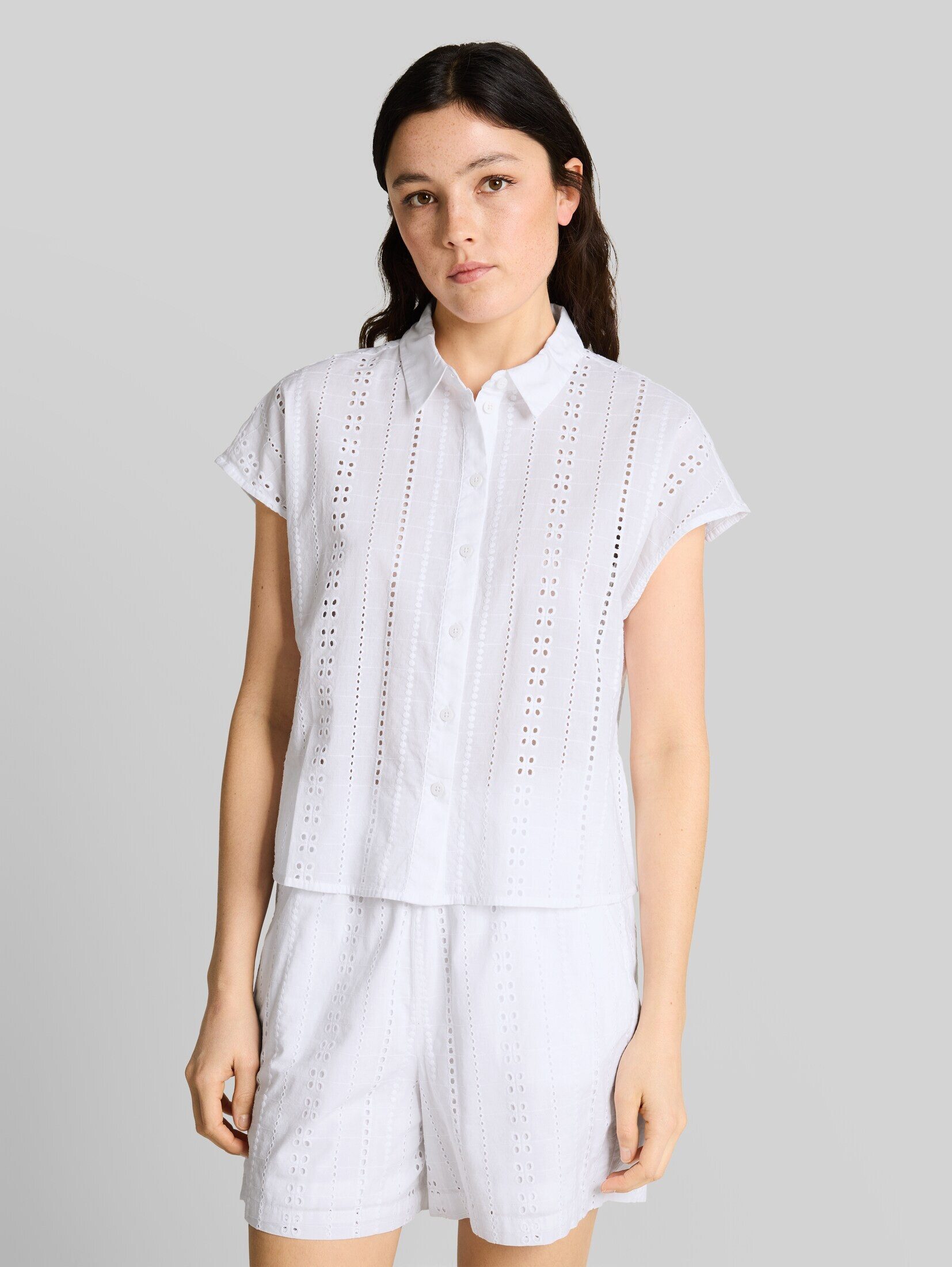 TOM TAILOR Denim Kurzarmbluse Blusen & Shirts Bluse mit Lochstickerei