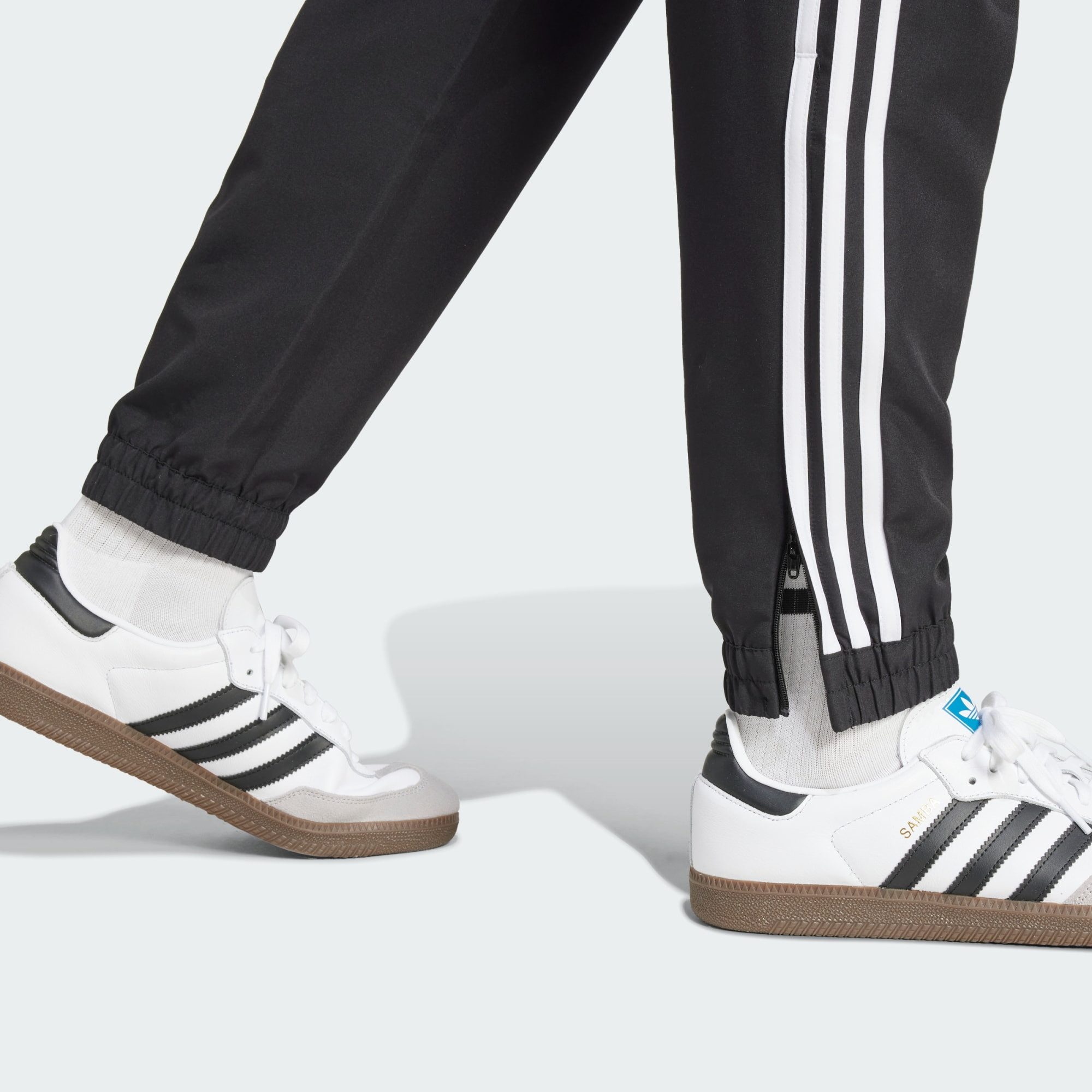adidas Performance Trainingshose TIRO 25 ESSENTIALS WOVEN HOSE (1-tlg)