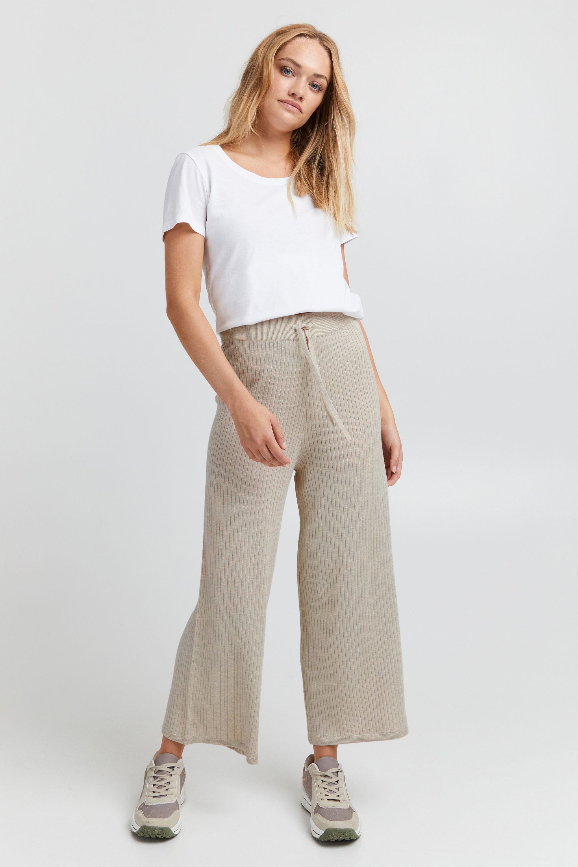 OXMO Sweathose Rie günstig online kaufen