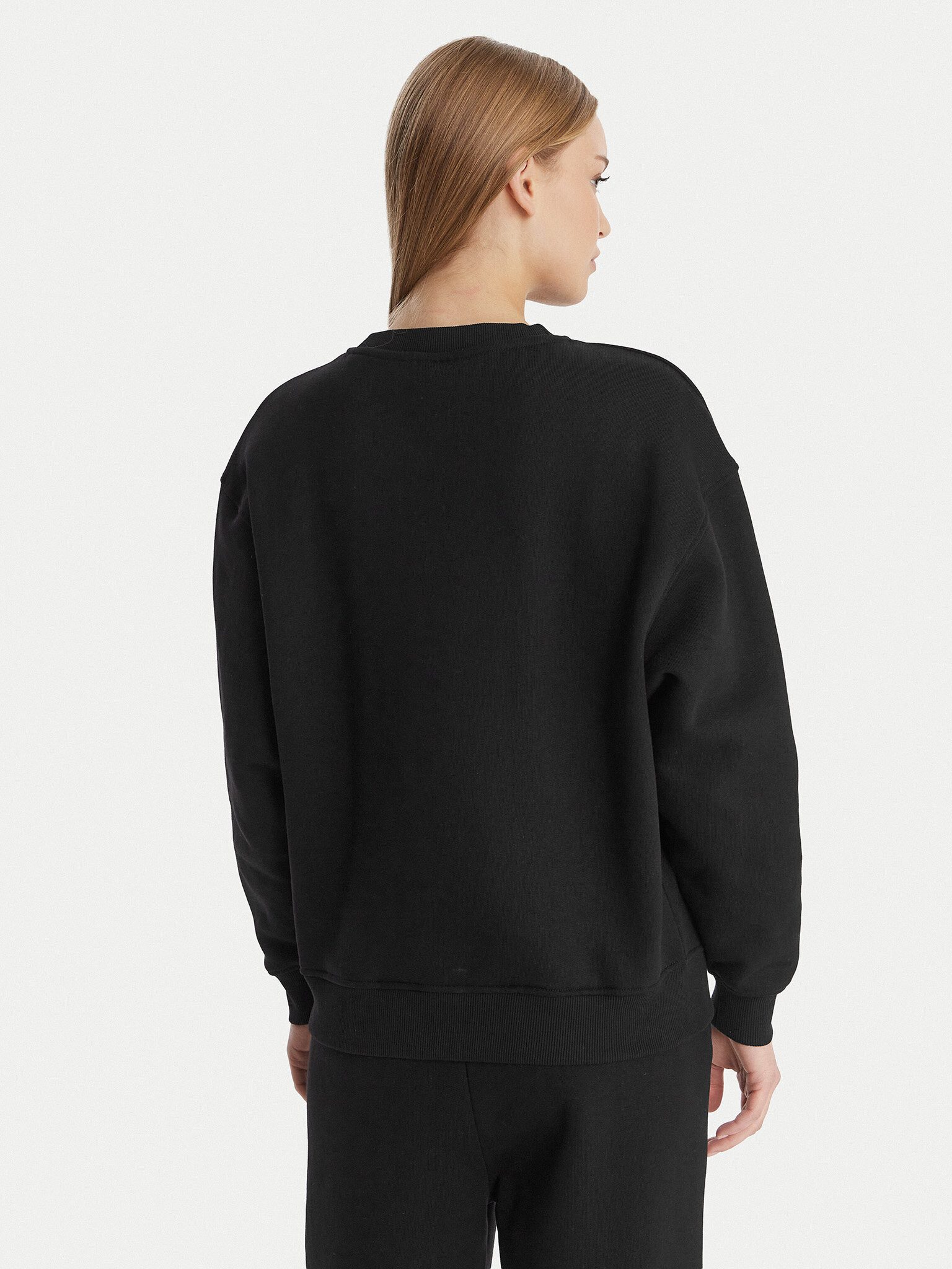 Guess Sweatshirt Guess NAT CN SWEATSHIRT - Langarmshirt günstig online kaufen