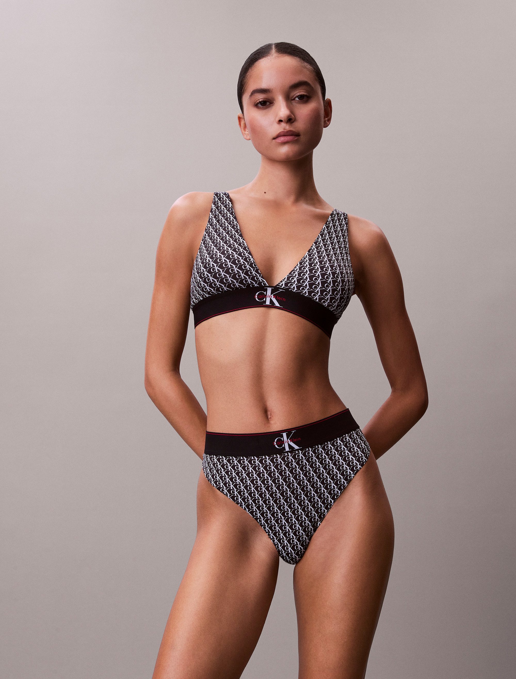 Calvin Klein Underwear Tanga THONG Körpernahe Passform mit elastischem Bund