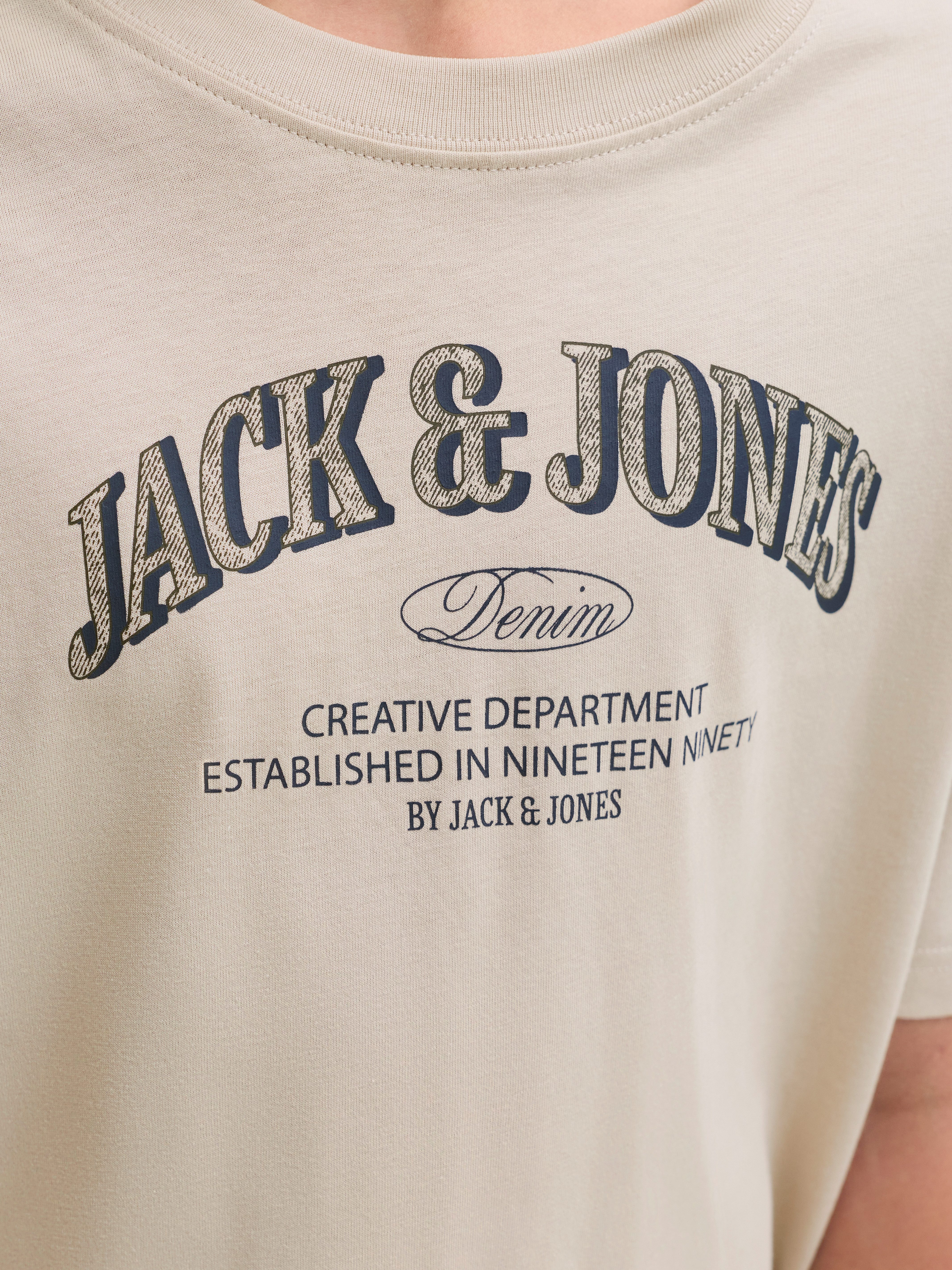 Jack & Jones Junior Rundhalsshirt JJEDENVER LOGO TEE SS O-NECK SN JNR Baumwolle, locker geschnitten – Bild 2 von 5