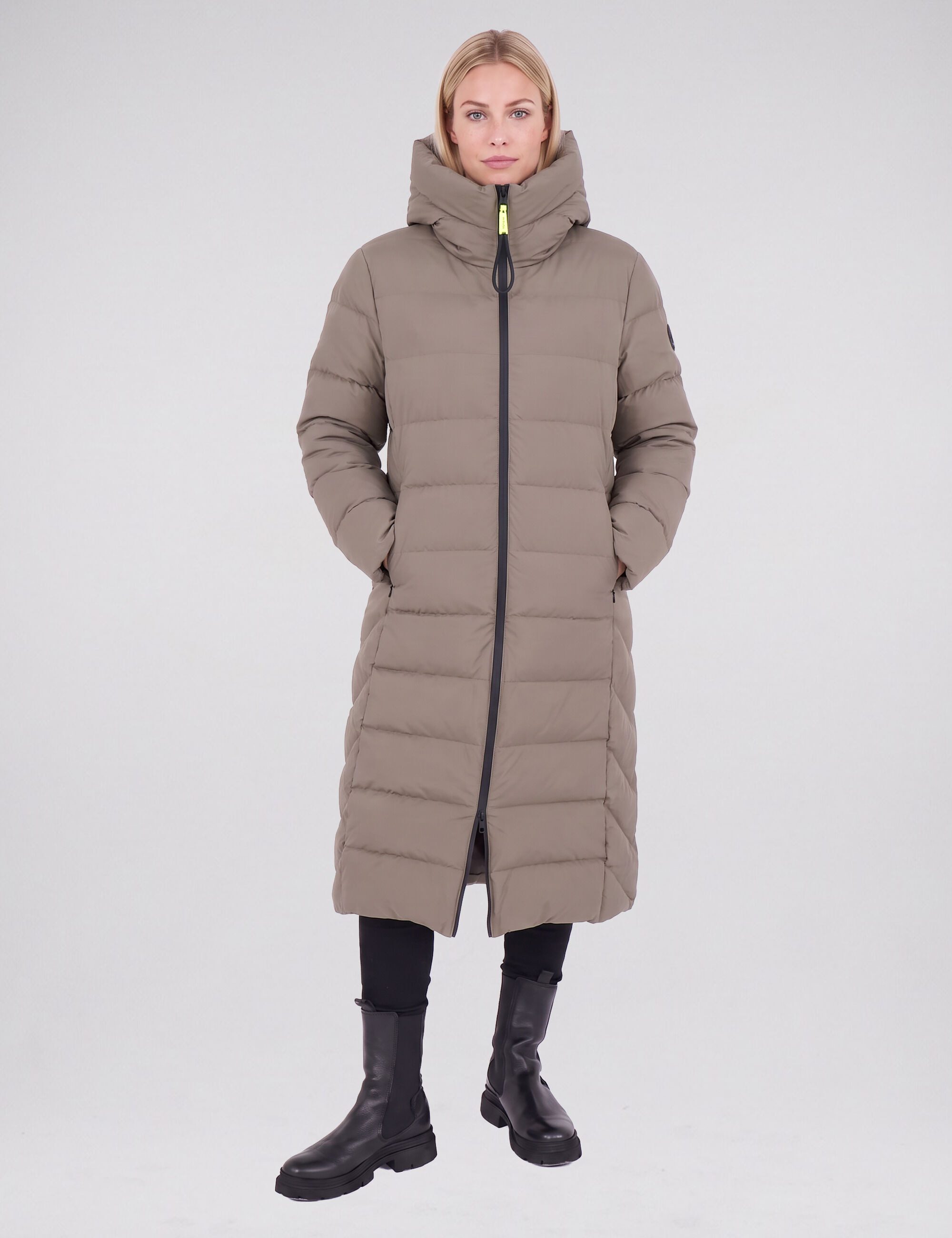 No.1 COMO Wintermantel SUSE mit Kapuze