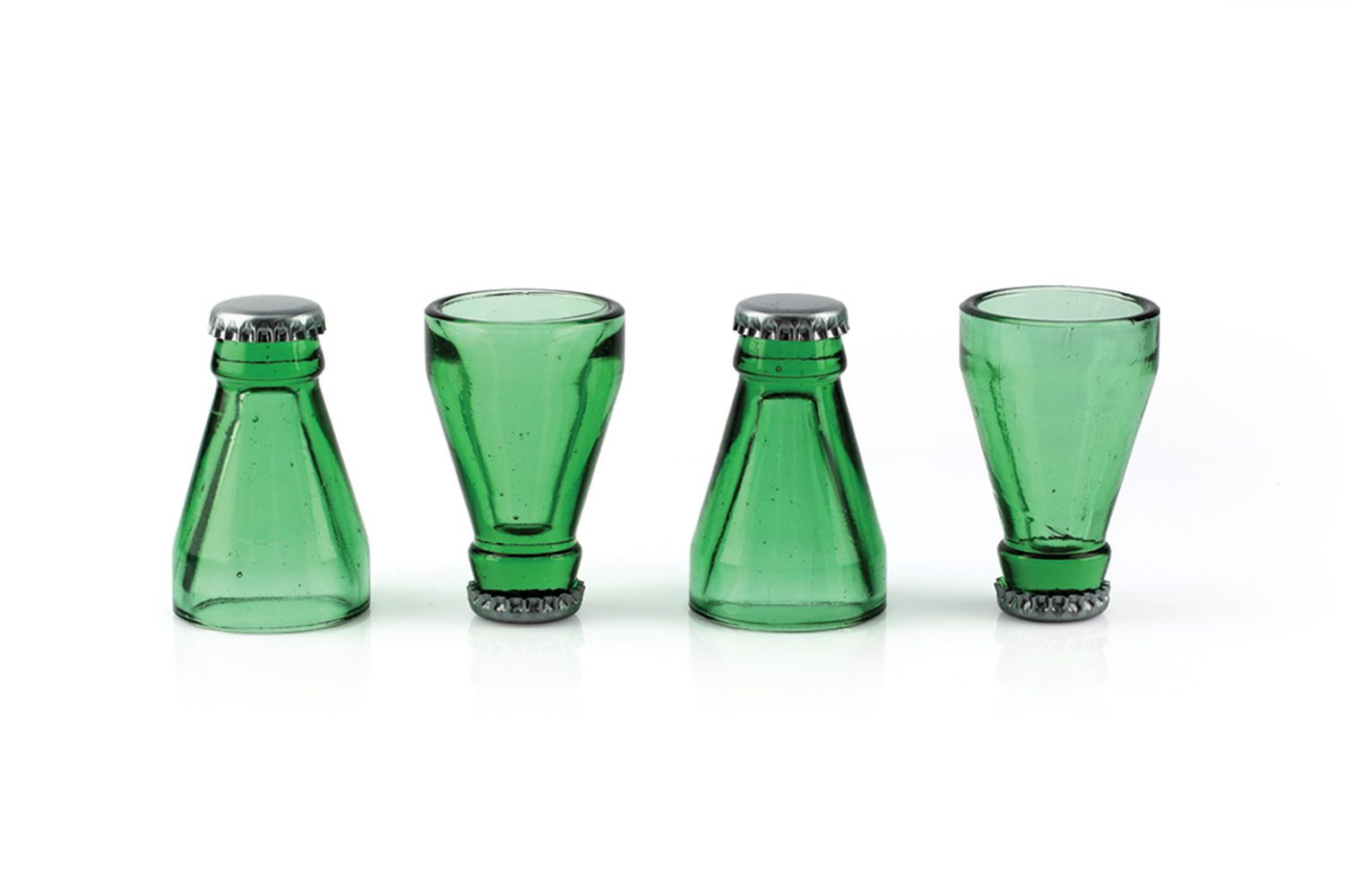 Barbuzzo Schnapsglas Top Shots 4er Set, Glas, recycelte Flaschen mit Kronkorken, für ca. 50 ml