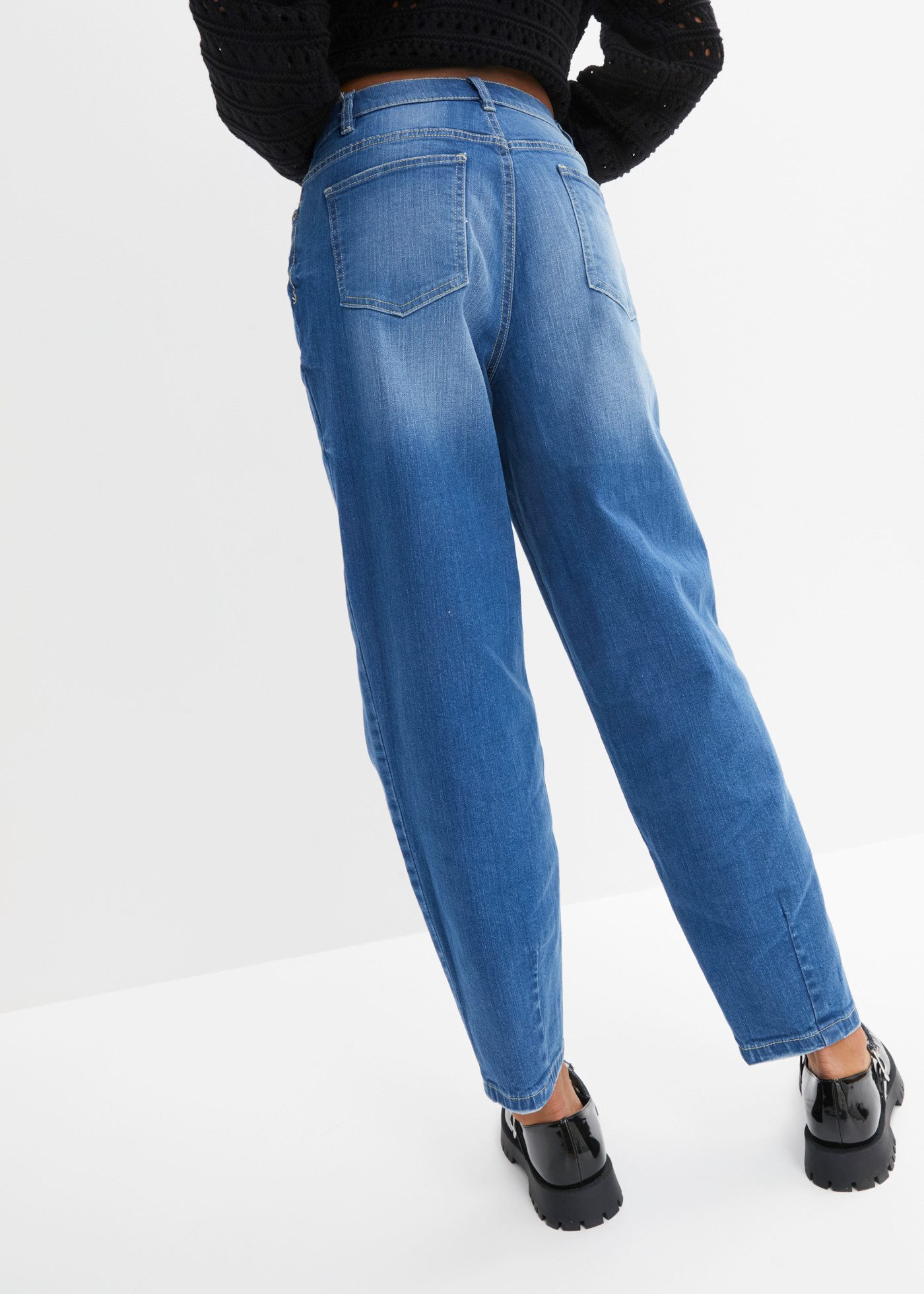 bonprix Loose-fit-Jeans Loose Fit, Barrel Jeans Schnitt, 5-Pocket-Style, mit Elasthan-Anteil