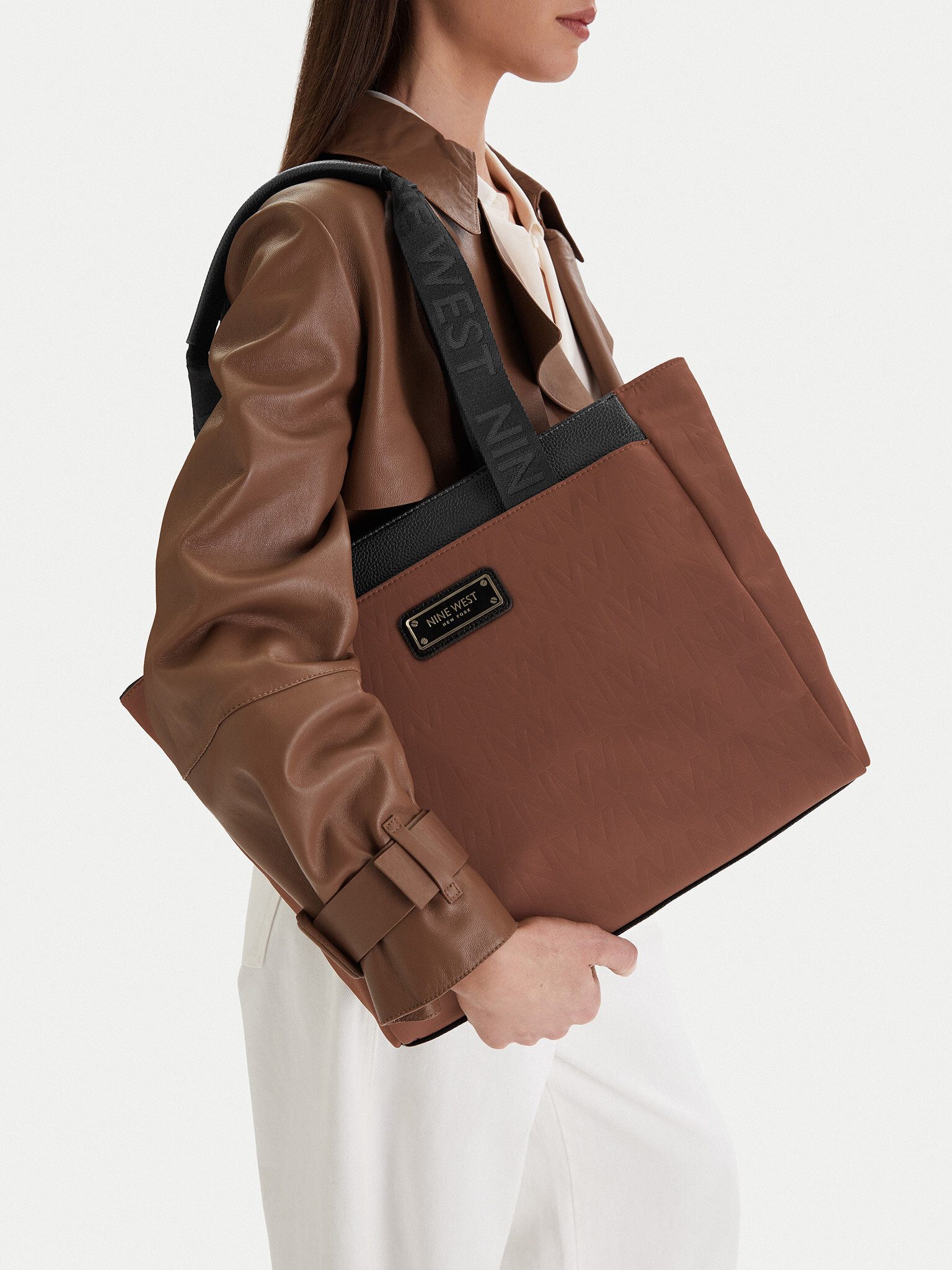 Nine West Handtasche Nine West Damenhandtasche Braun NINE WEST-CEO-BRIELLE-LA374-4705 Braun