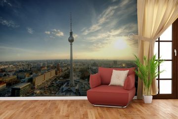 Wallario Vliestapete Fernsehturm Berlin mit Panoramablick über die Stadt, seidenmatte Oberfläche