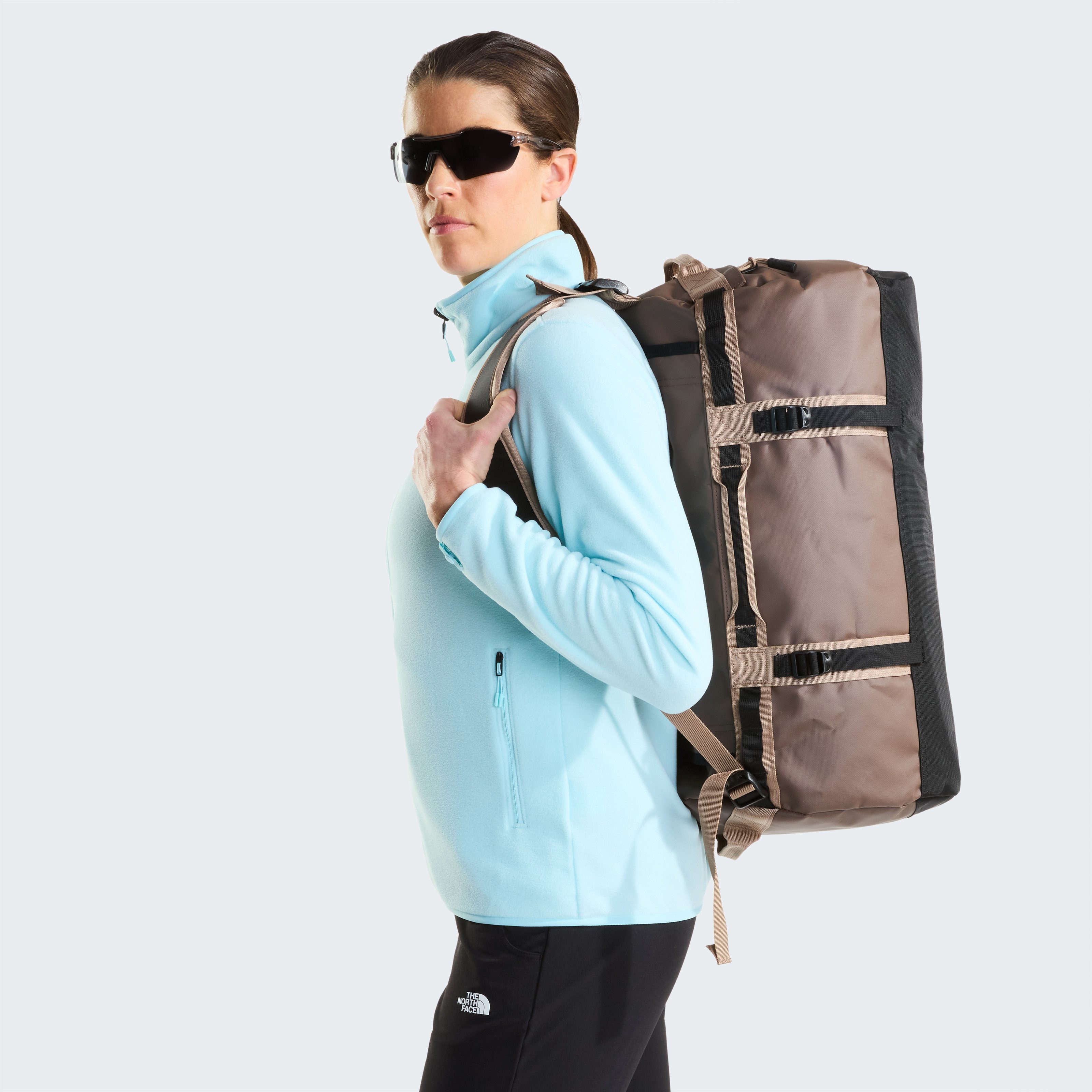 The North Face Sporttasche BASE CAMP DUFFEL - S, 50 Liter Volumen, mit Netzfach, wasserdicht