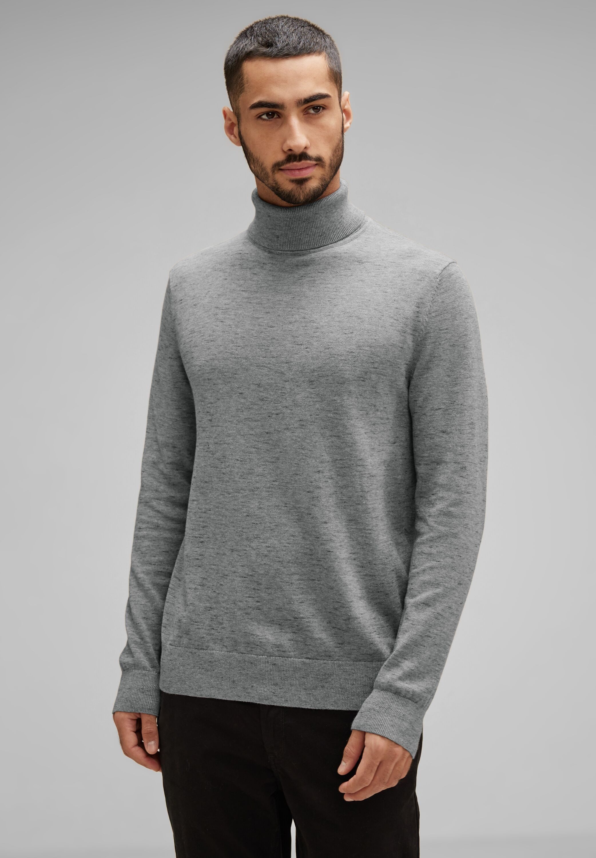 Rollkragenpullover