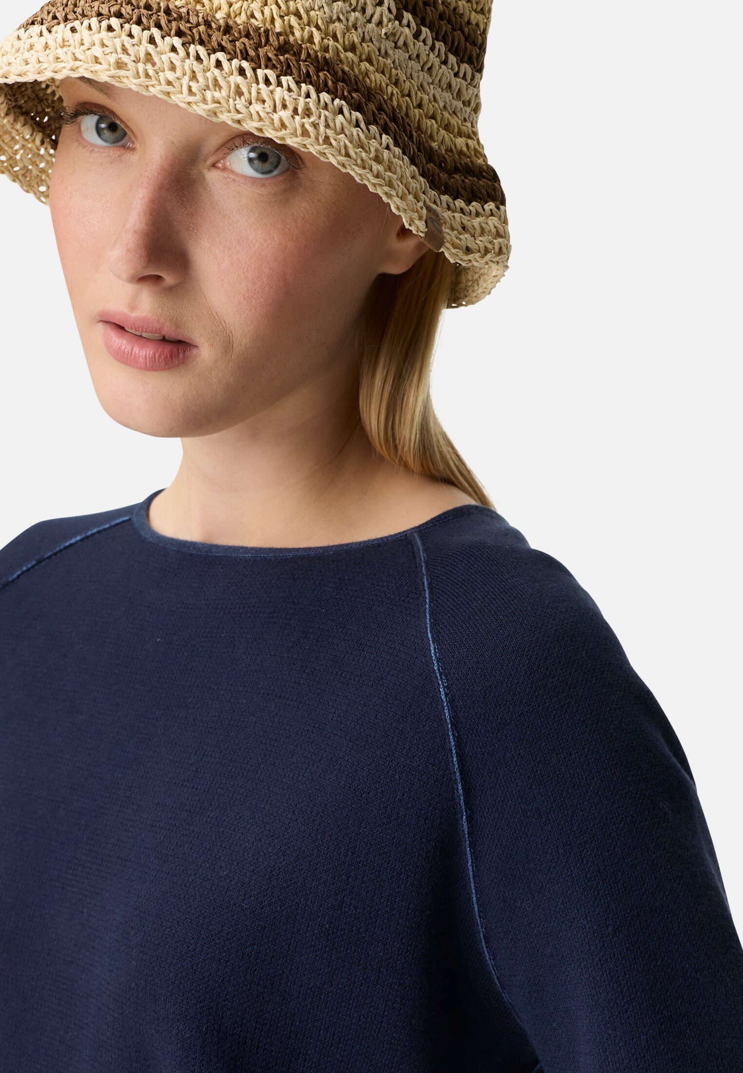 camel active Strickpullover mit Rundhalsausschnitt Langarm Markenlabel