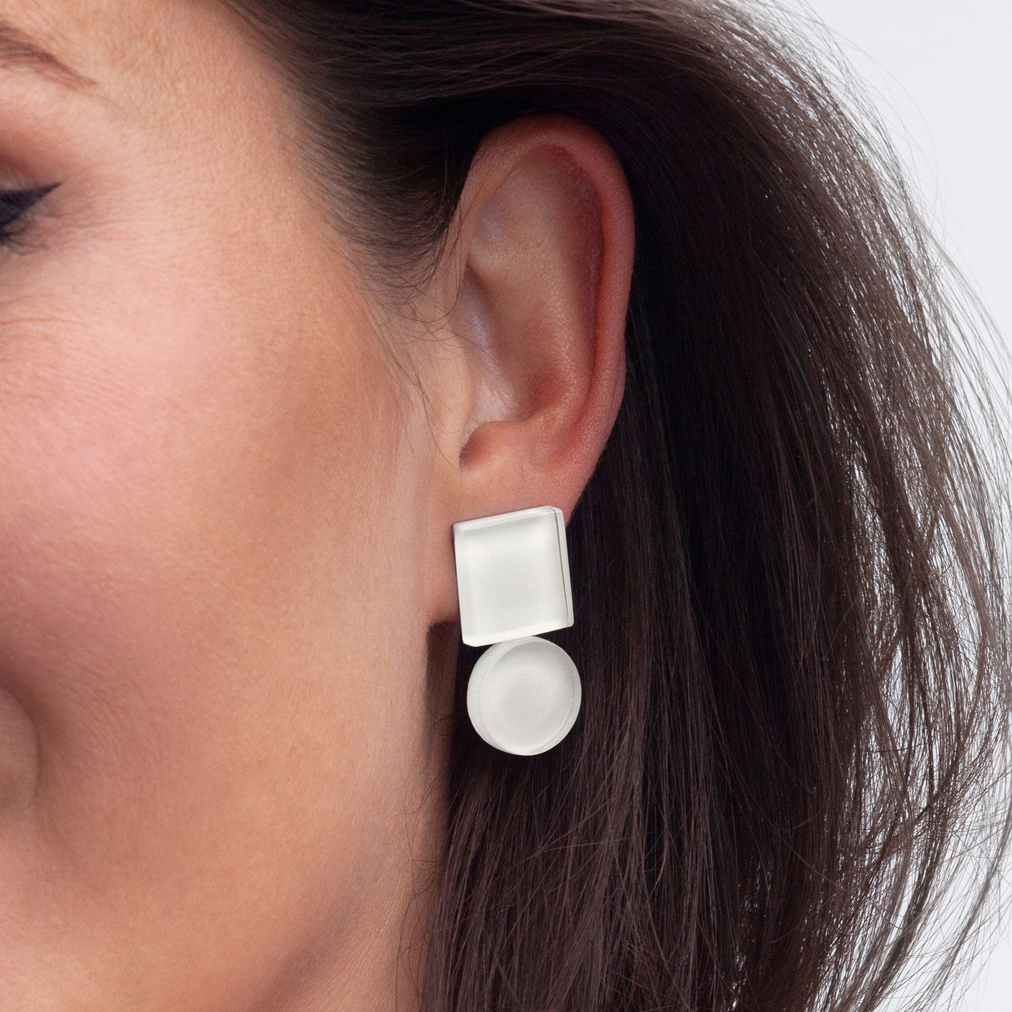 ALEXASCHA Paar Ohrstecker Geometrische Ohrringe aus Glas – farbenfroh & handgemacht