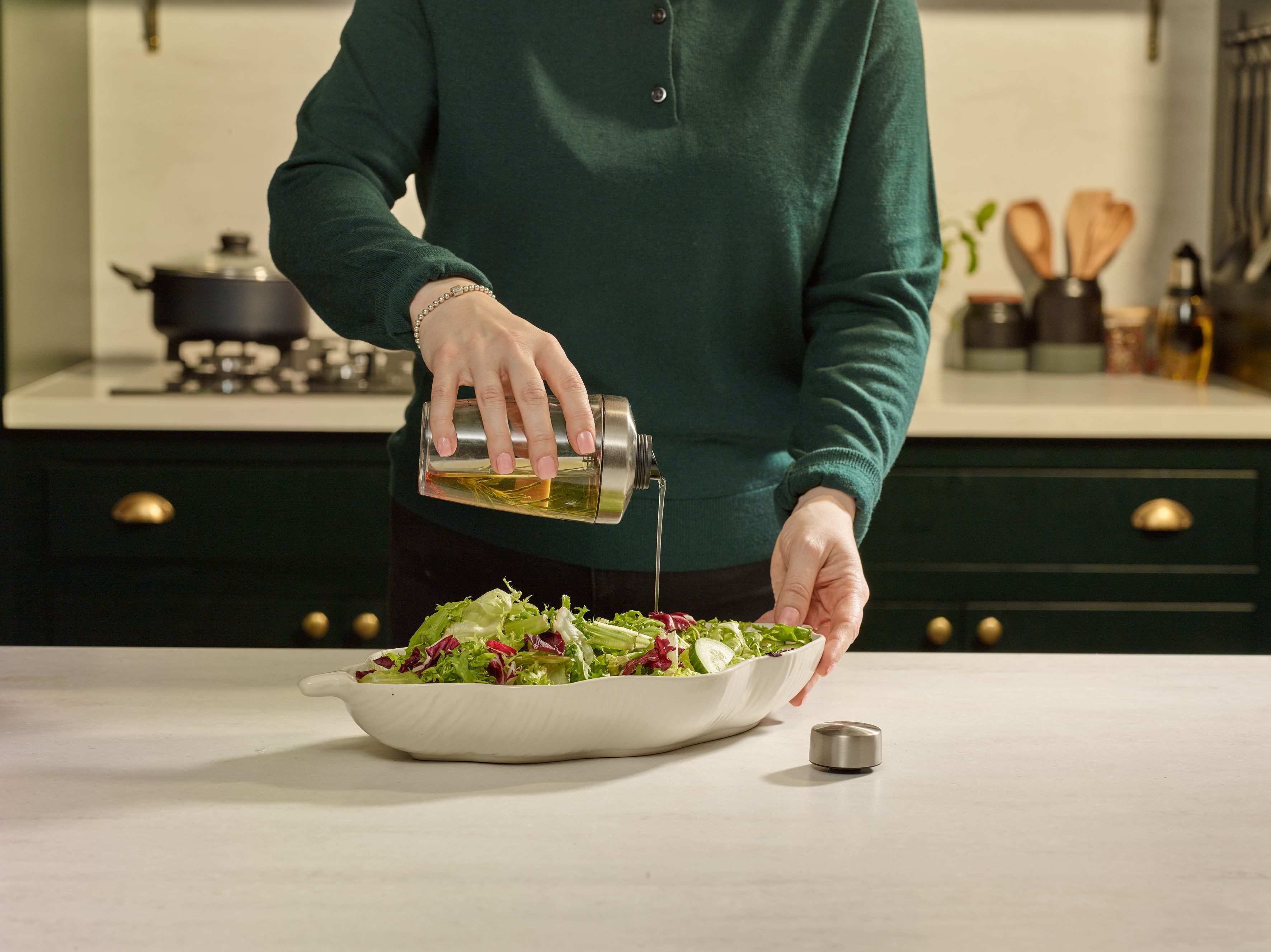 Cole & Mason Dressing Shaker Cambourne, Acryl und Edelstahl, 300 ml Fassungsvermögen