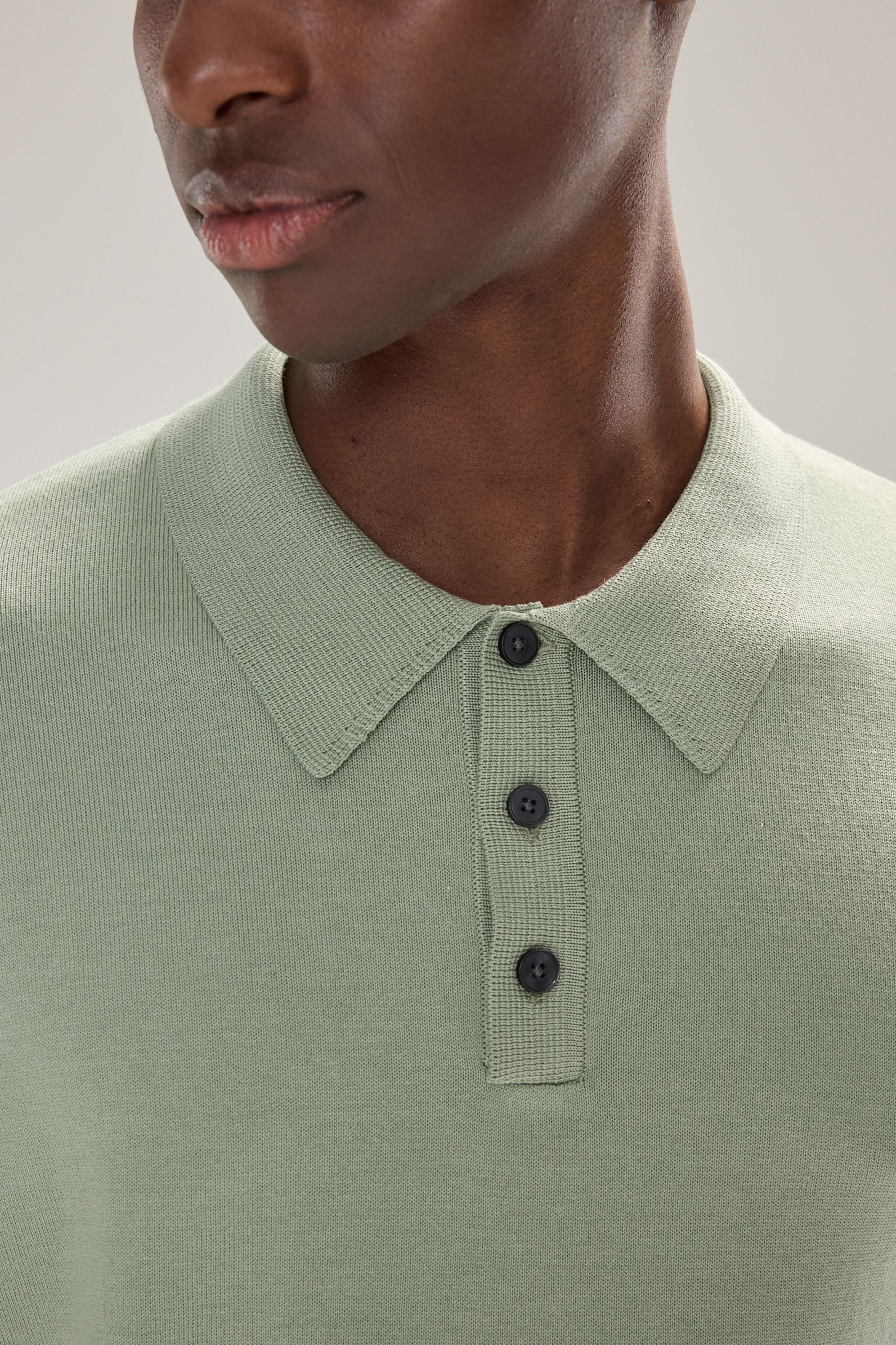 Next Langarm-Poloshirt Langärmeliges Strick-Poloshirt im Regular Fit (1-tlg)