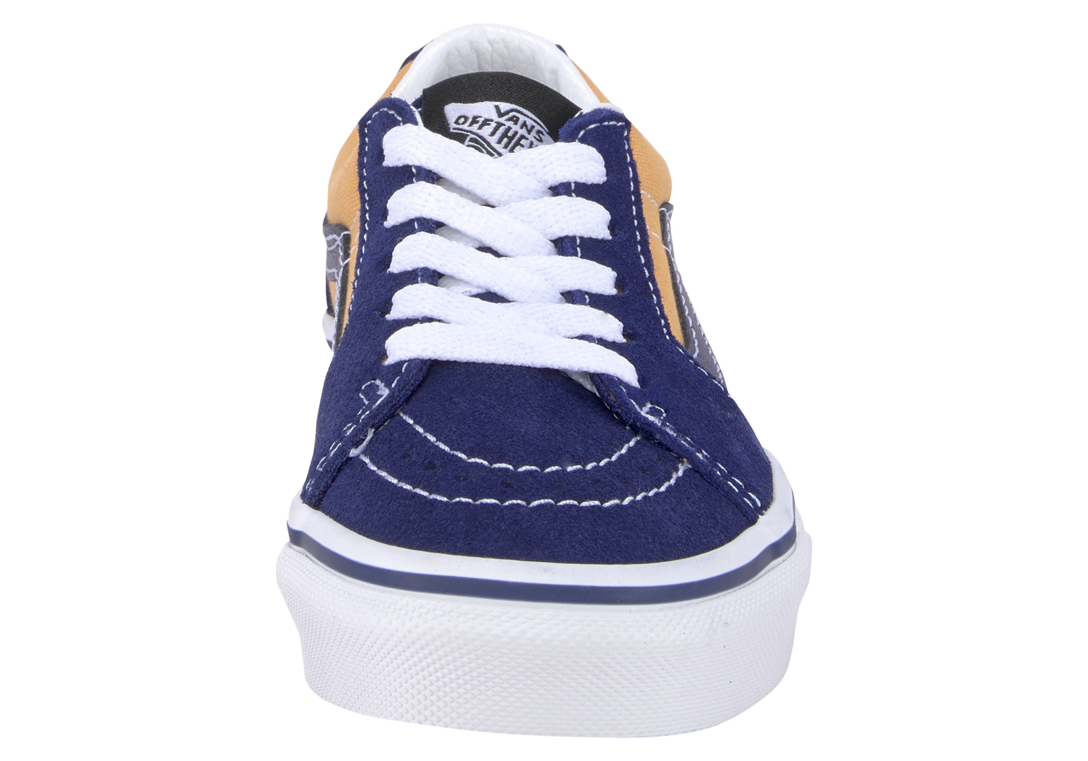 Vans UY SK8-Low Sneaker mit Ferse kontrastfarbenem Logobadge an der