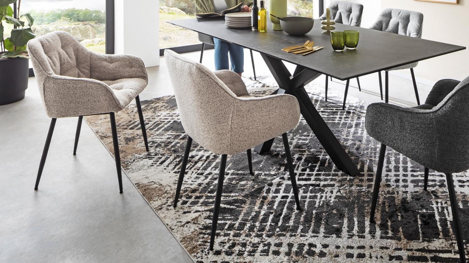 ACTONA GROUP Stuhl 2er Set Stuhl Brooke Armlehnstuhl beige Metallgestell schwarz