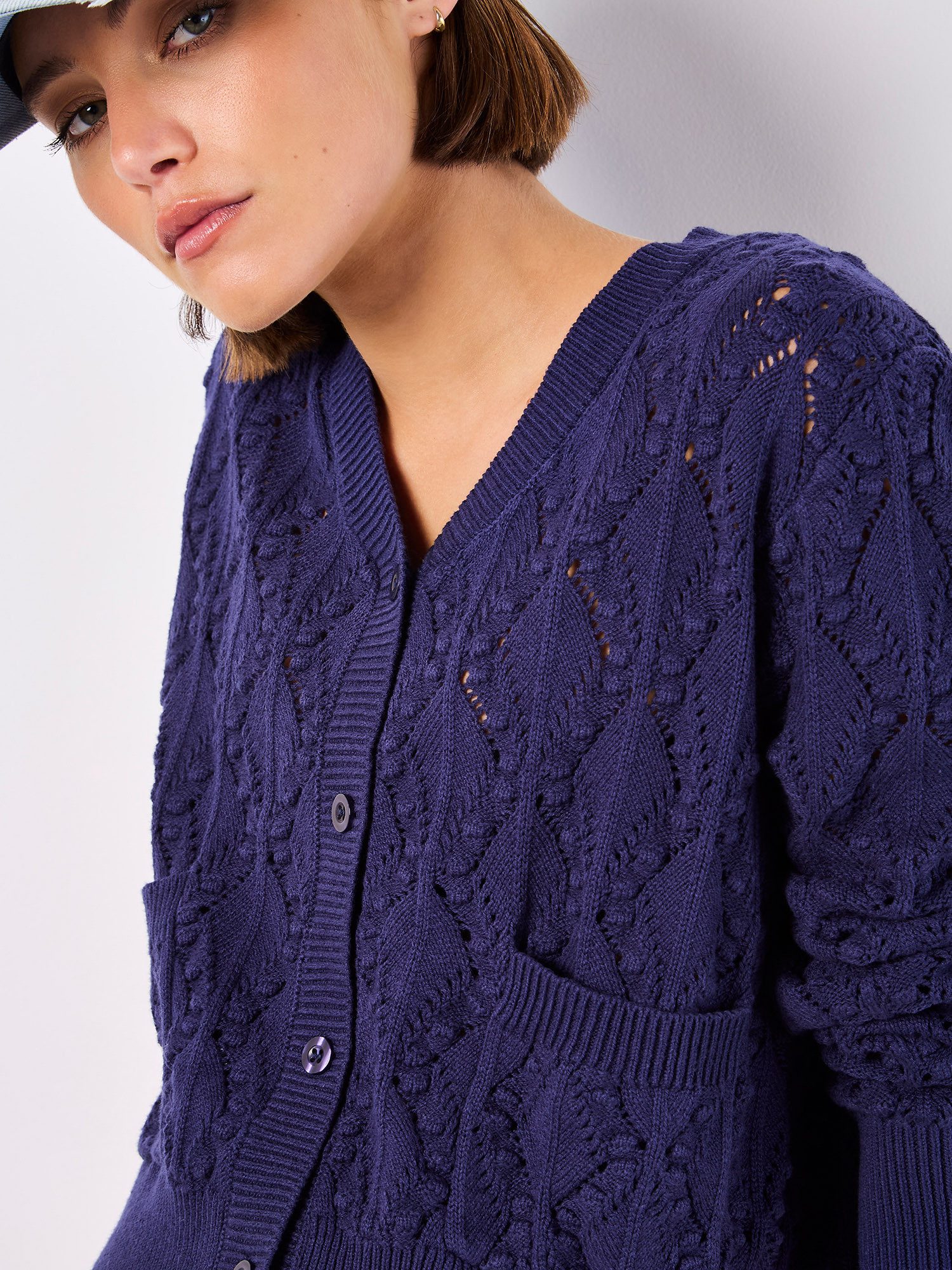 Apricot Cardigan Pointelle-Strickjacke in Lochstrick – Bild 2 von 5