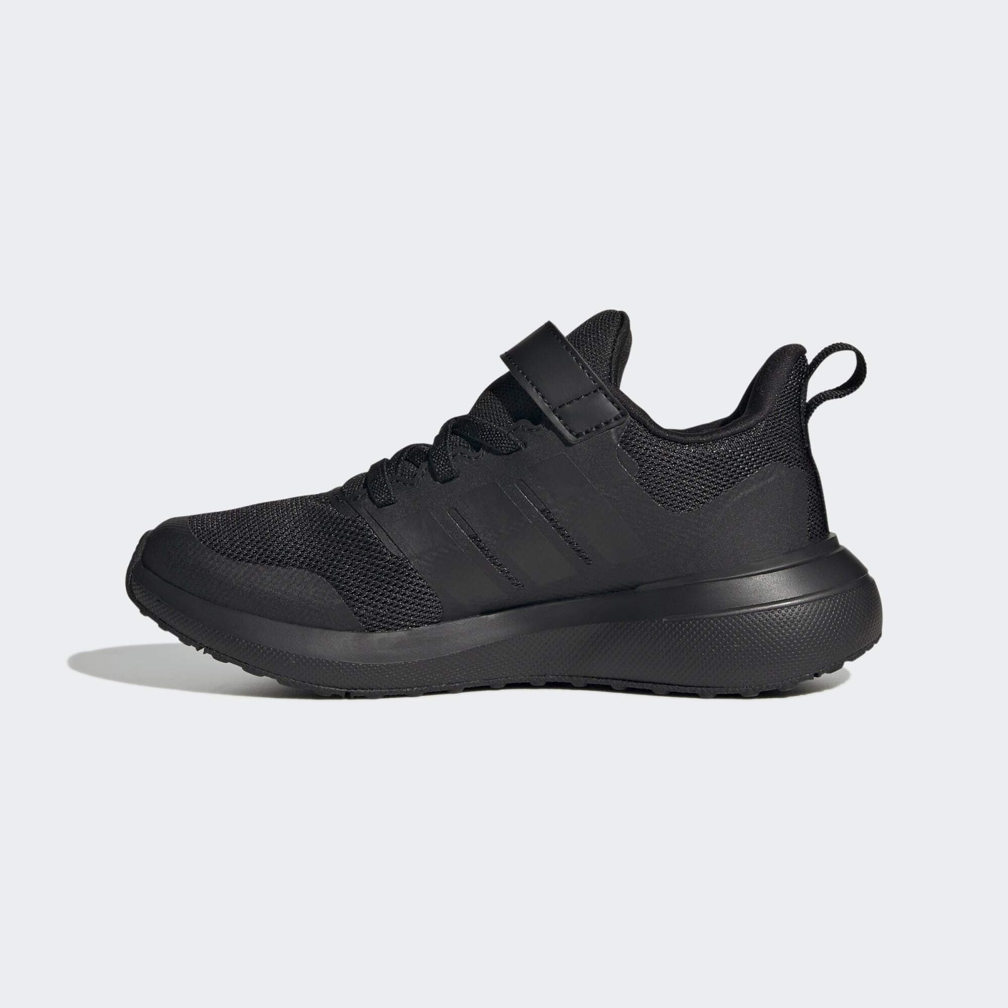 adidas / Black Sportswear Carbon Sneaker / Core Core Black