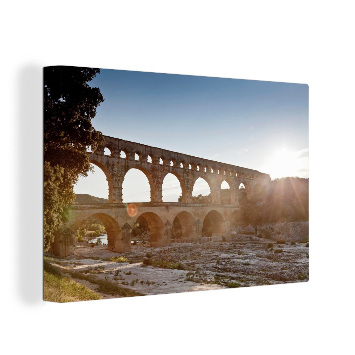 OneMillionCanvasses® Leinwandbild Fantastischer Sonnenuntergang über dem Pont du Gard in Frankreich, (1 St), Wandbild Leinwandbilder, Aufhängefertig, Wanddeko, 30x20 cm