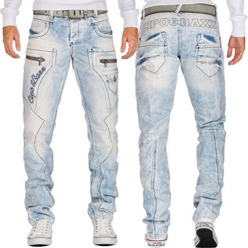 Cipo & Baxx Bikerjeans BA-CD272 Regular Fit Jeans Hose in hellblau mit Verzierungen und Reißverschlüssen