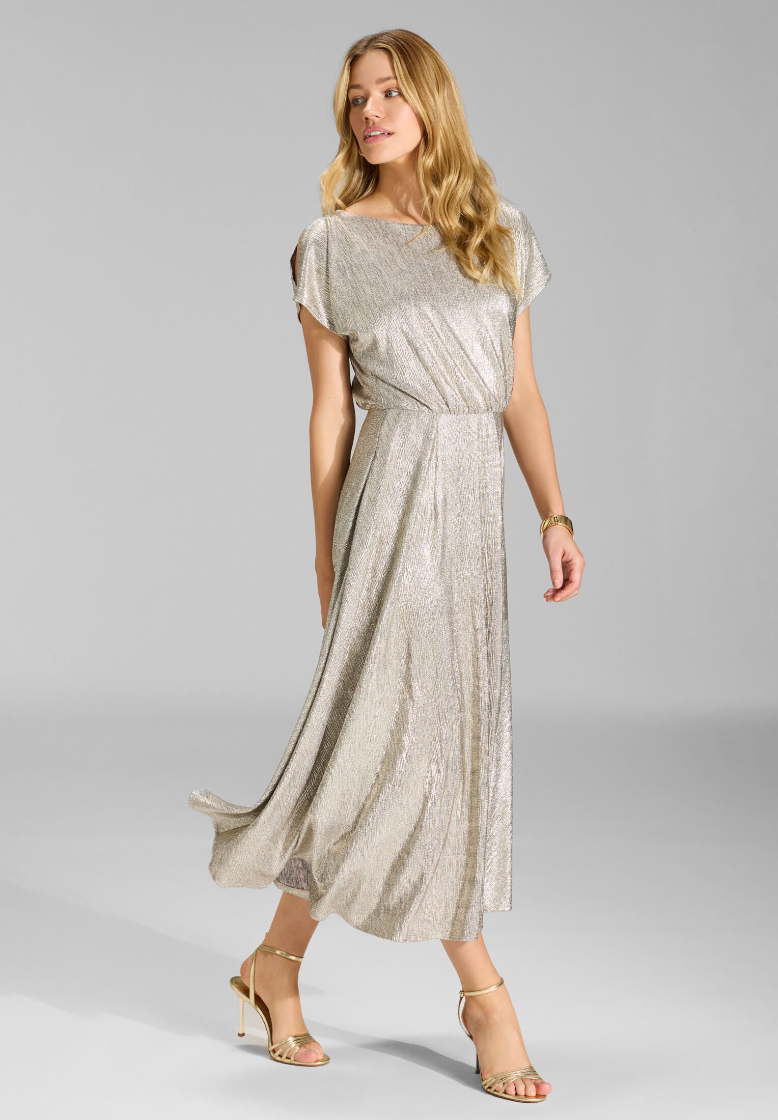 SWING Abendkleid - Cocktailkleid aus schimmerndem Jersey Taillierter Schnitt mit fließendem Rockteil – Bild 5 von 5