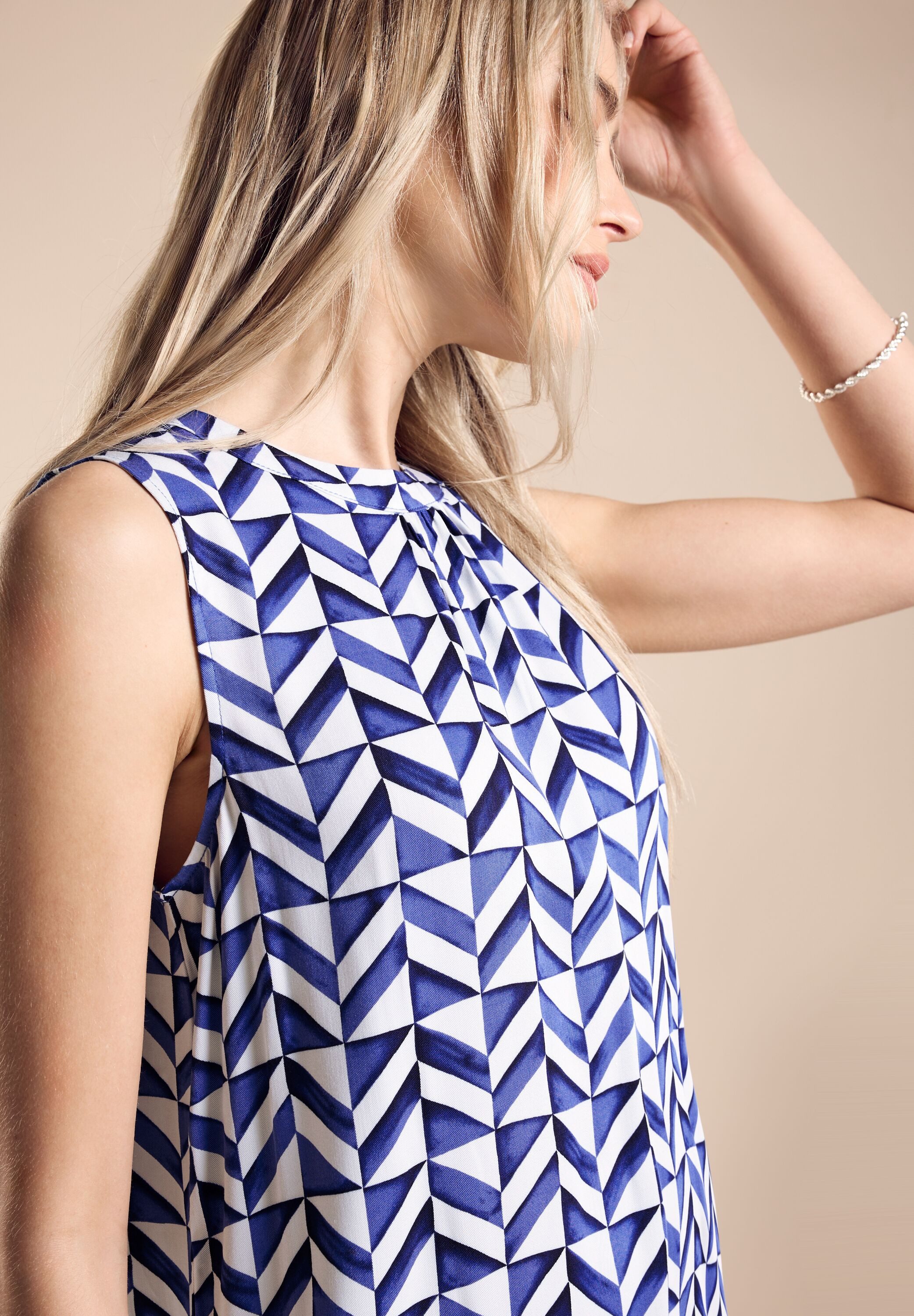 STREET ONE Sommerkleid aus Viskose