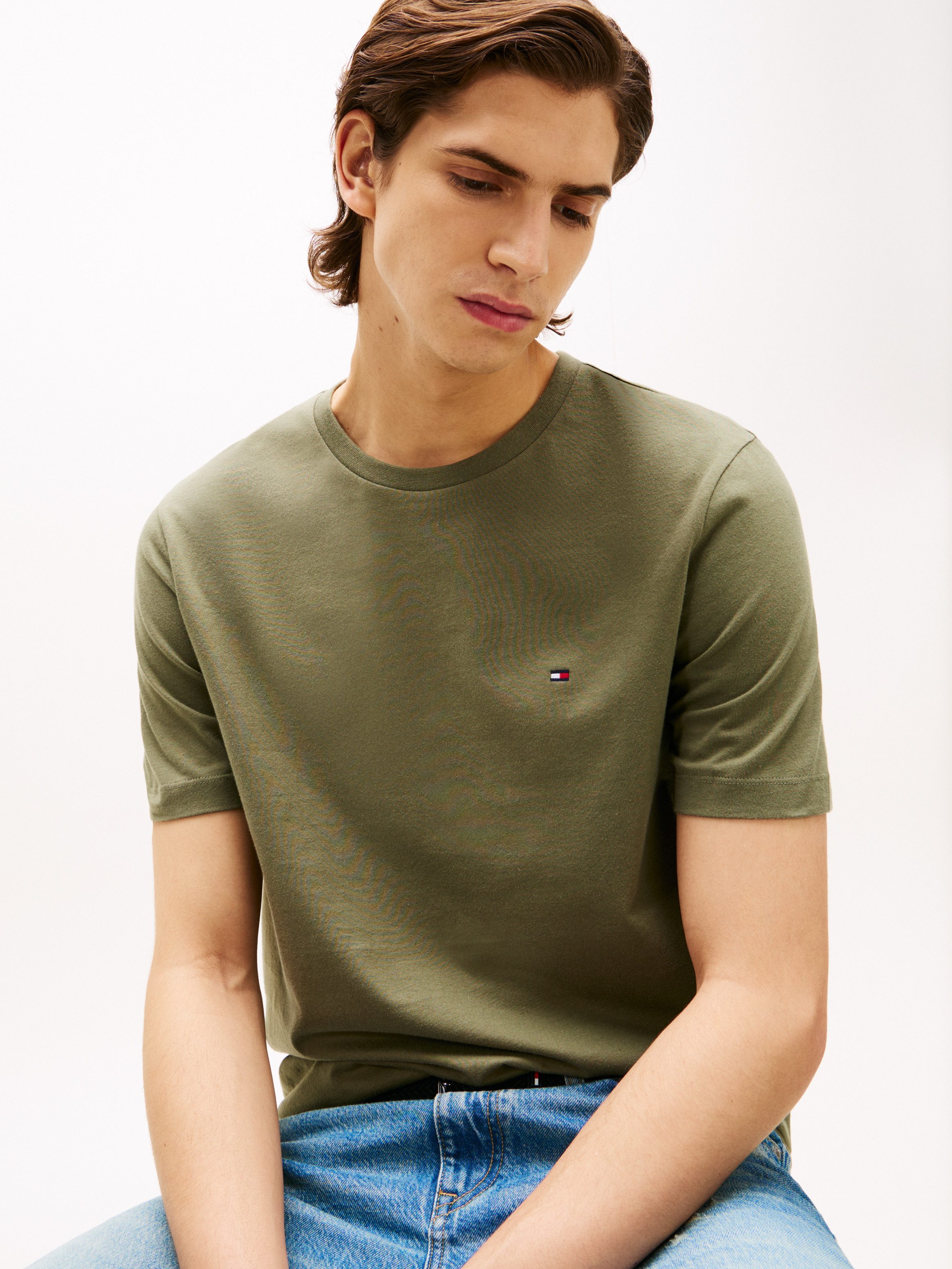 Tommy Hilfiger T-Shirt ESSENTIAL REGULAR FIT SOLID mit Stickerei unifarben, günstig online kaufen
