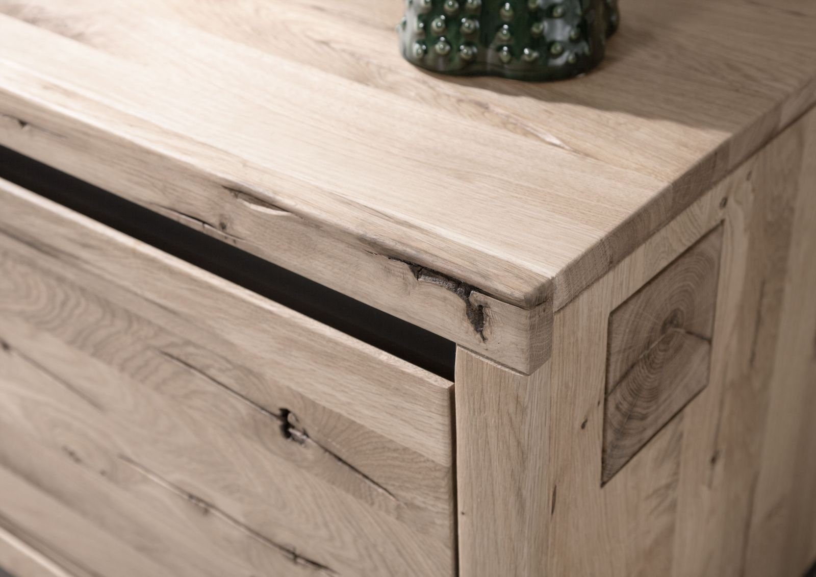 Massivmoebel24 TV-Board (Massivholz), TV-Board Wildeiche 170x40x56 bianco geölt VILLANDERS #213