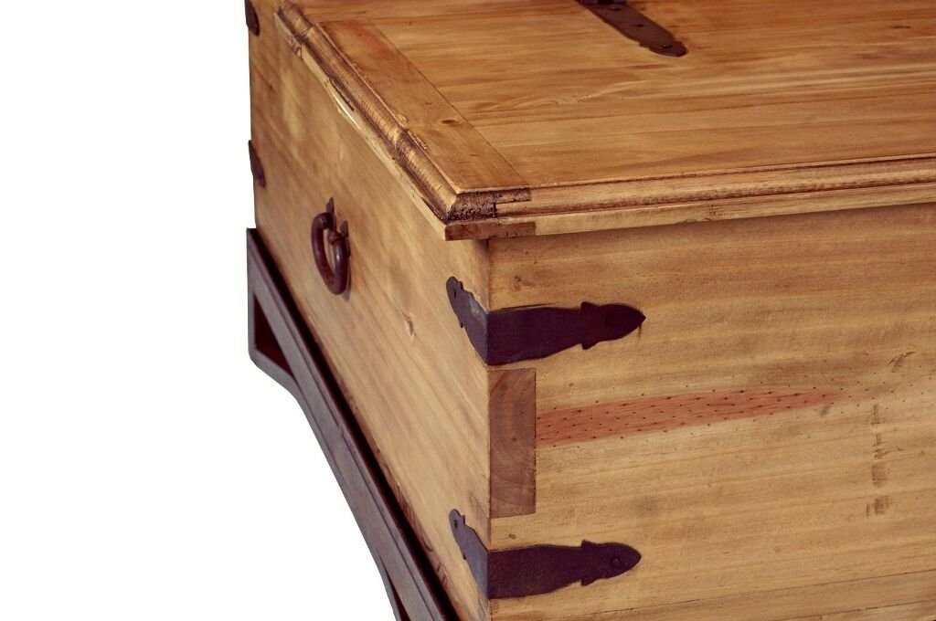 MiaMöbel Truhentisch Mexico, aus massivem Pinienholz Honig
