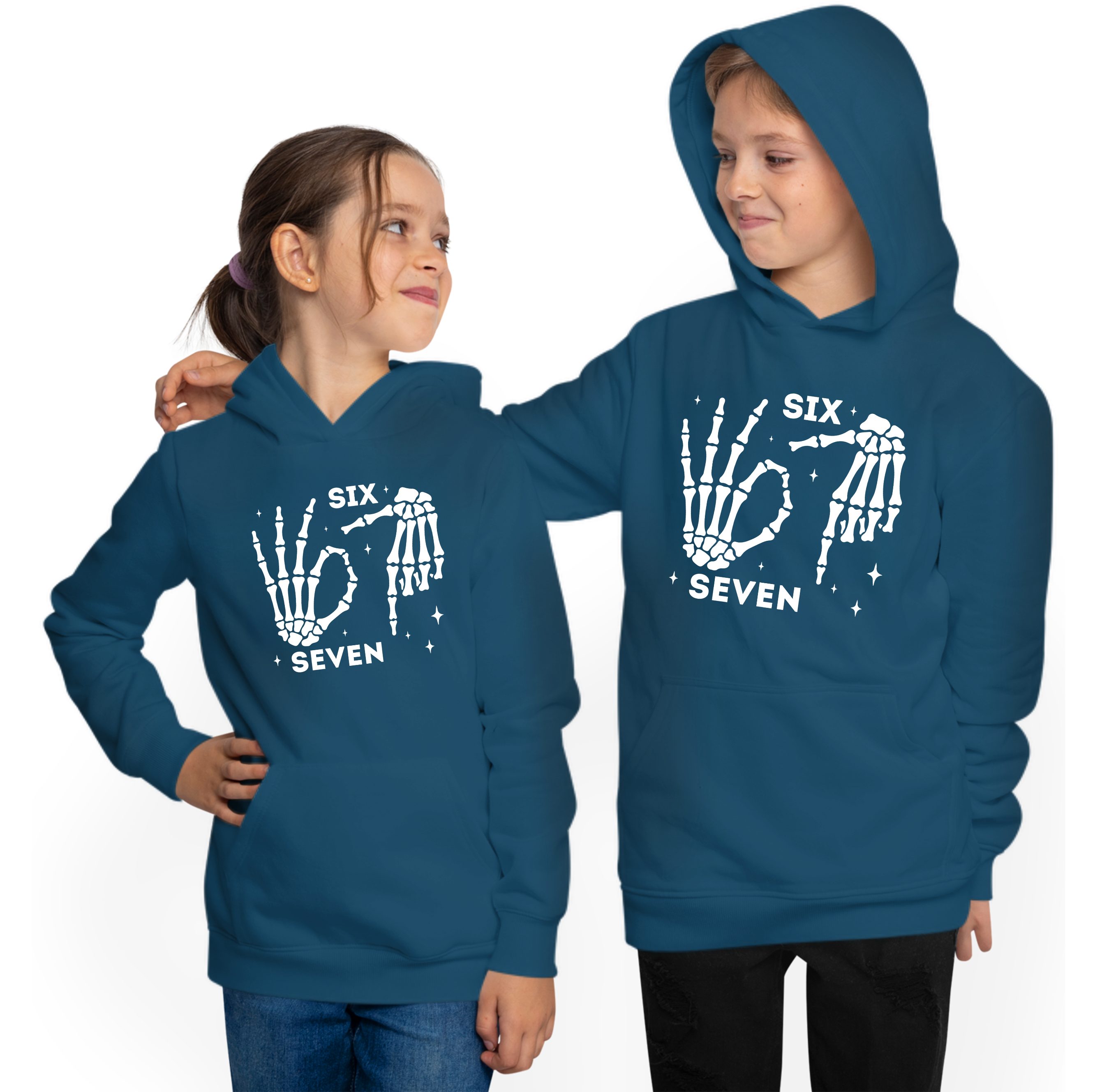 MyDesign24 Hoodie Kinder 67 Kapuzensweatshirt Kapuzenpullover mit six seven Aufdruck i772 – Bild 2 von 5