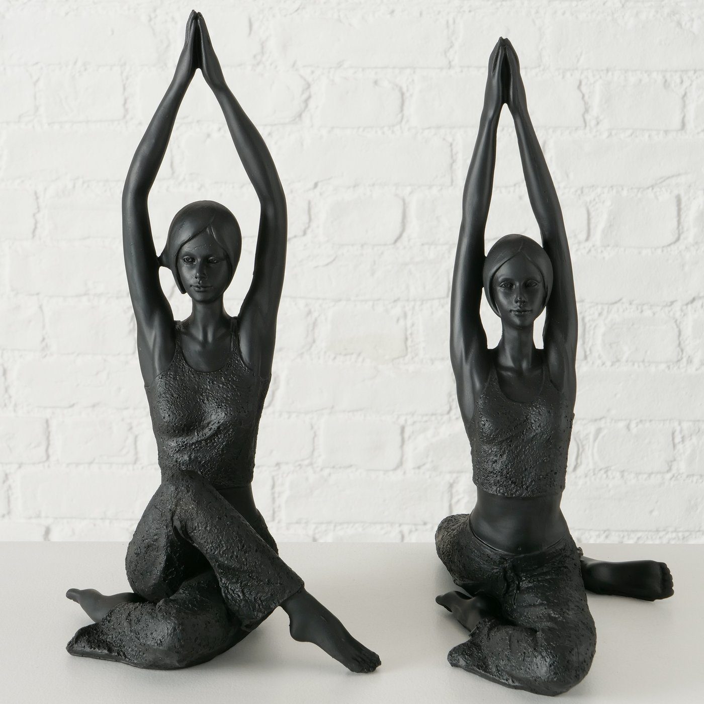 Set 2er Yoga 'Asana' Skulptur 40cm - Yoga Sitzposition, in MF Skulpturen