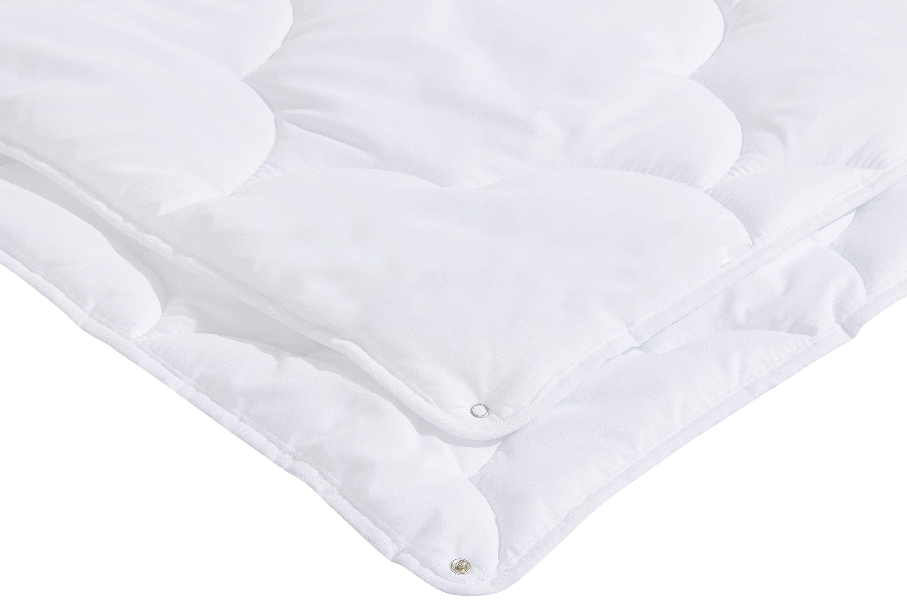 OTTO home Microfaserbettdecke Mondschein, Bettdecke 135x200 cm, 155x220 cm, 200x200 cm, Füllung: Polyester, Bezug: Polyester oder antibakteriellen Microfaser, Bettdecken, Sommer, Winter; allergiker geeignet (Hausstauballergiker)