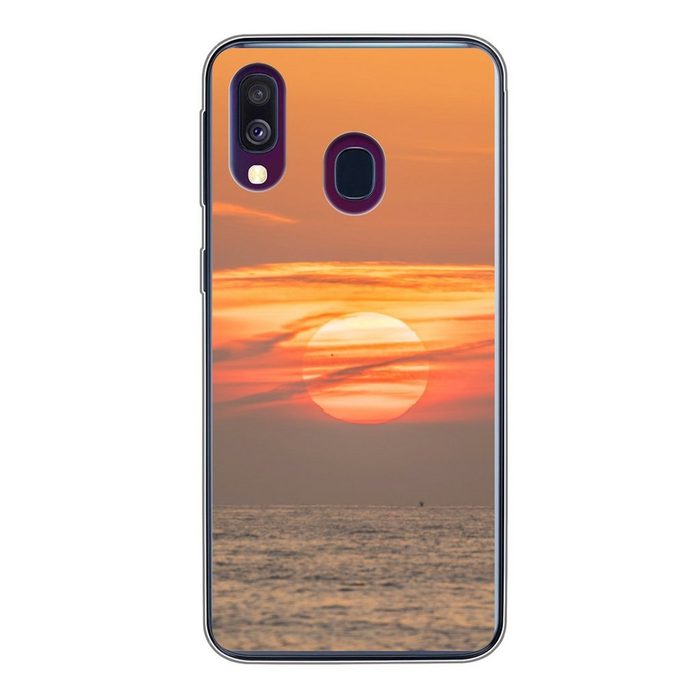 MuchoWow Handyhülle Sonnenuntergang auf dem Meer Handyhülle Samsung Galaxy A40 Smartphone-Bumper Print Handy