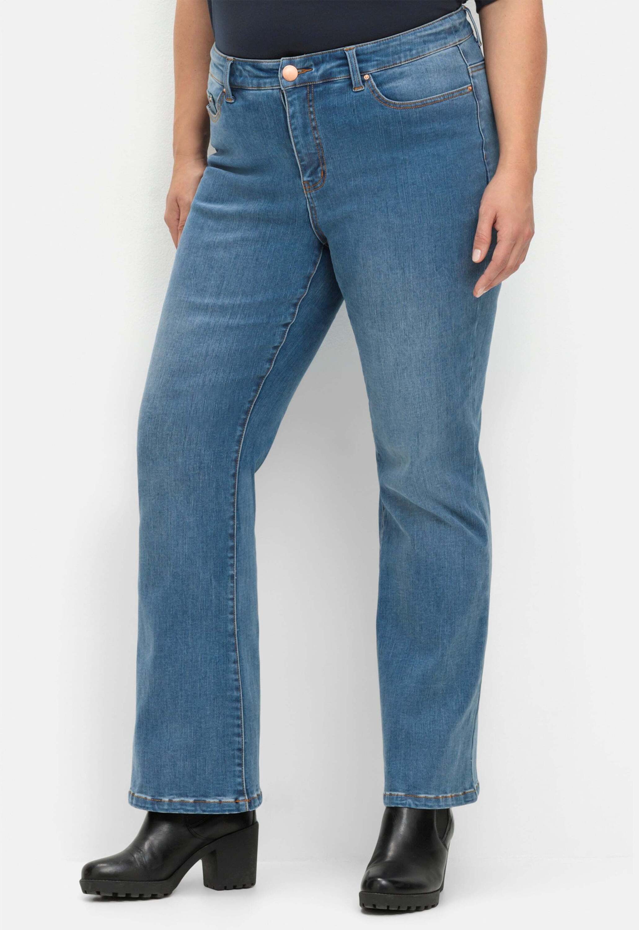 Sheego Bequeme Jeans Bootcut-Jeans mit Bodyforming-Effekt