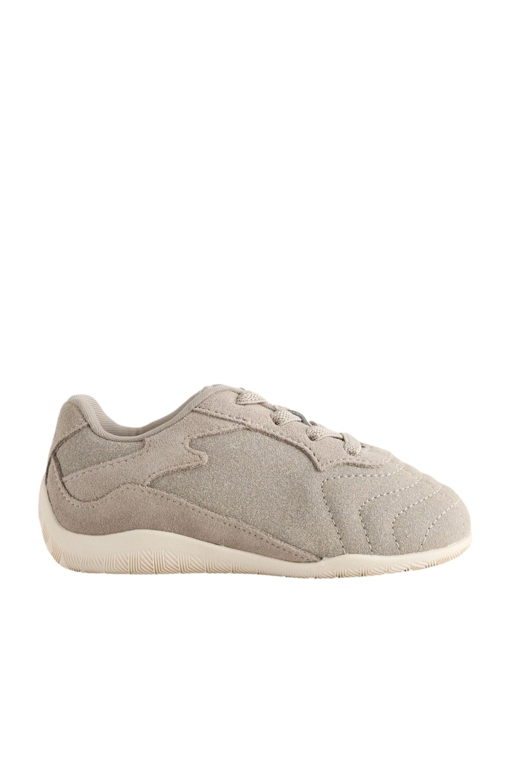Next Elastischer Sportschuh aus Veloursleder Sneaker
