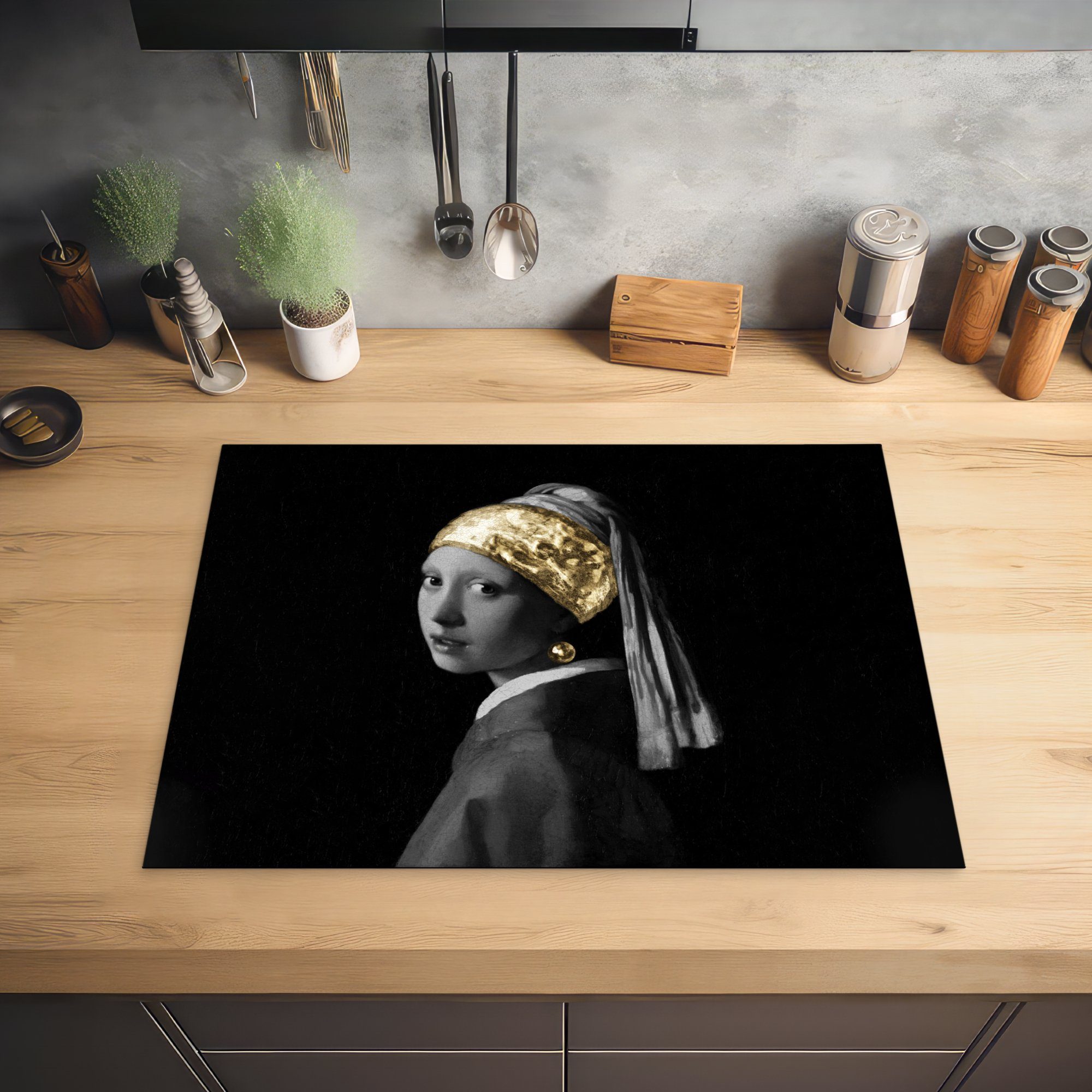 MuchoWow Herdblende-/Abdeckplatte Mädchen mit Vermeer Stirnband - für Schutz Ceranfeldabdeckung Gold, Perlenohrring (1 die Vinyl, tlg), - küche, - 71x52 cm, Induktionskochfeld