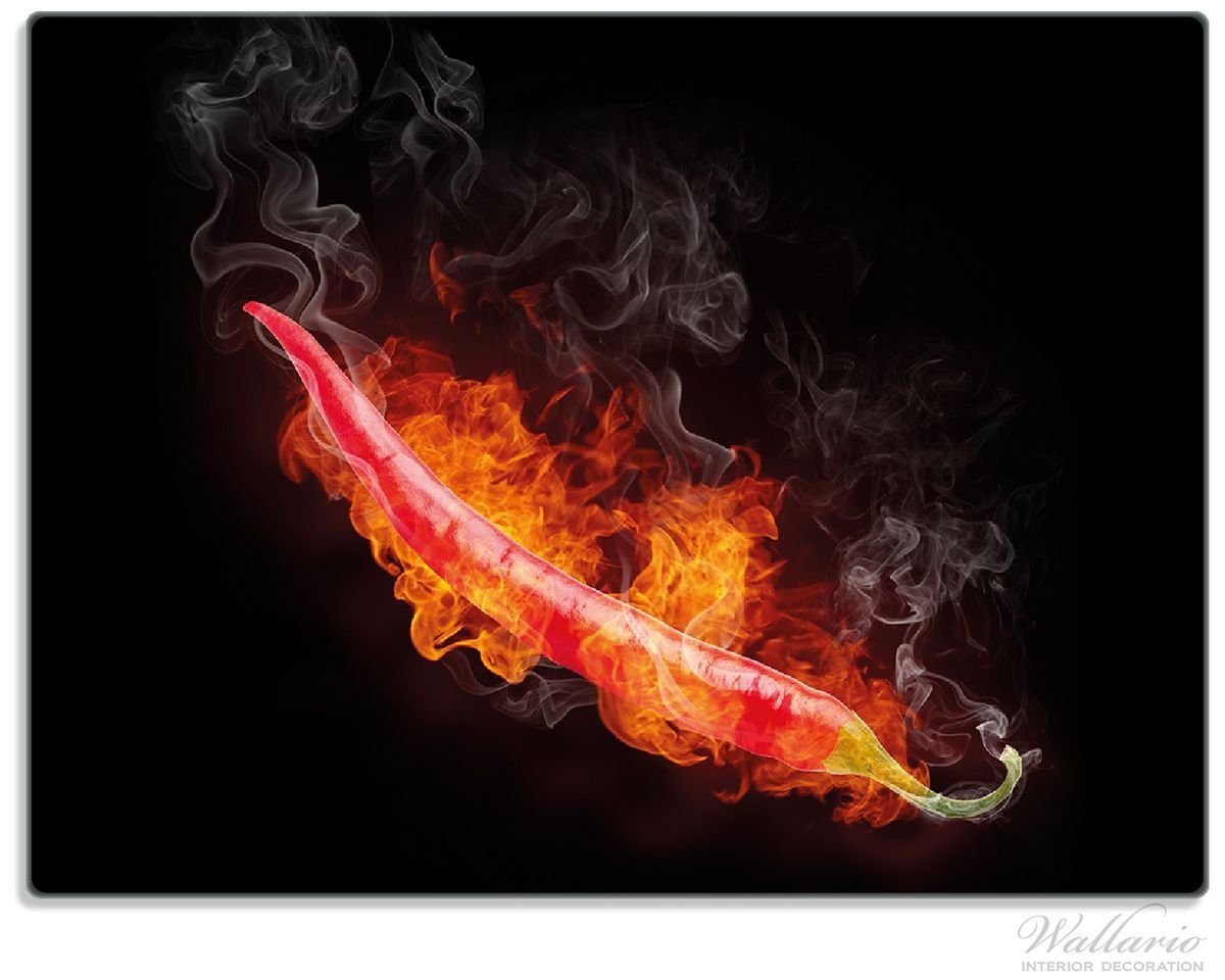 Wallario Schneidebrett Chili-Schote brennende Heiße, (inkl. ESG-Sicherheitsglas, rutschfester Gummifüße Hintergrund, 1-St), 4mm, 30x40cm vor schwarzem