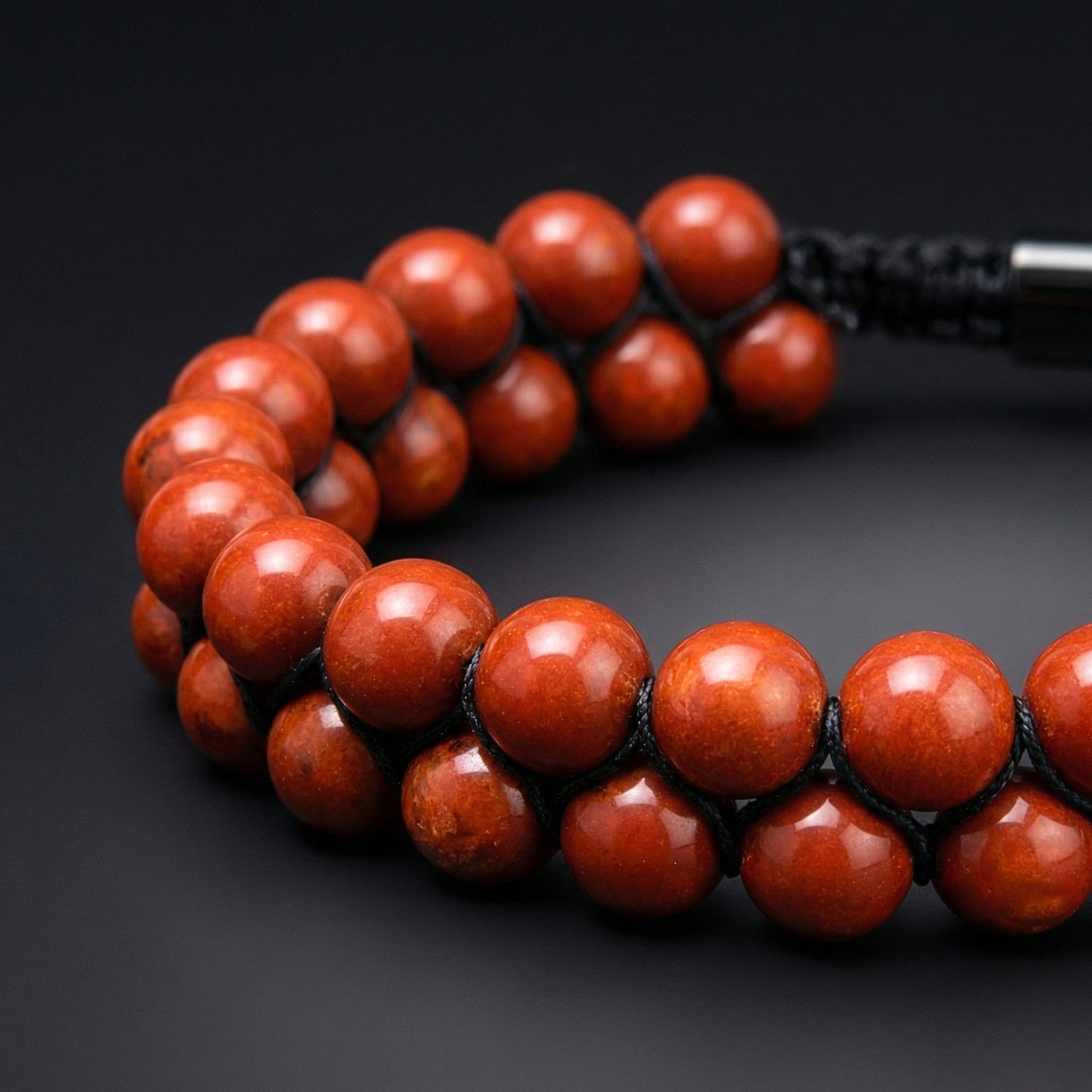 UNIQAL.de Perlenarmband aus Naturstein – zweireihig, 6 mm, Unisex (Edelstahl-Elemente, Naturstein-Perlen), verstellbarer Makramée-Verschluss, handgefertigt