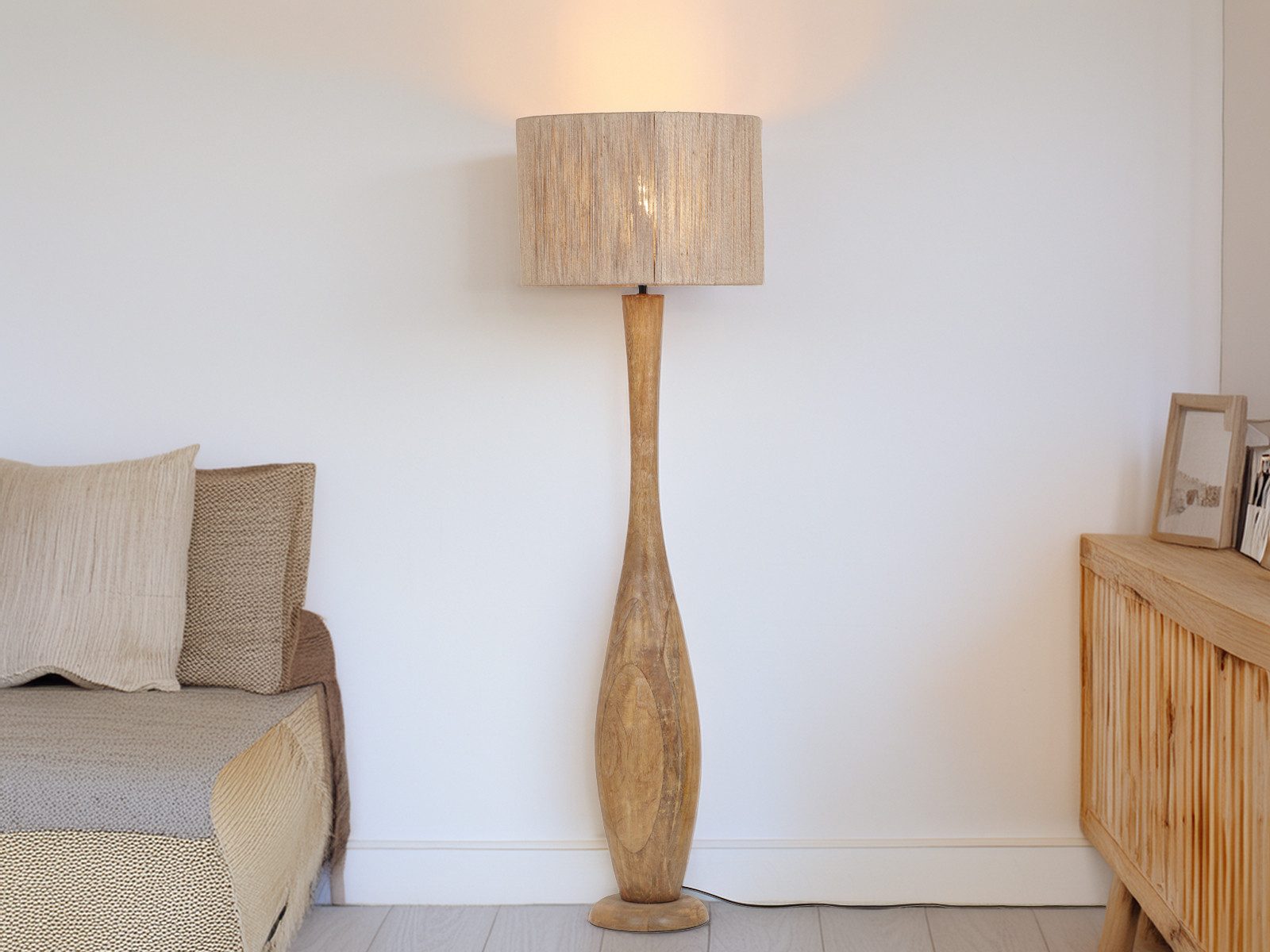 TRIO Leuchten LED Stehlampe, Dimmfunktion, LED wechselbar, warmweiß, besondere Boho Holz-lampe stehend Lampenschirm geflochten, Höhe 135cm