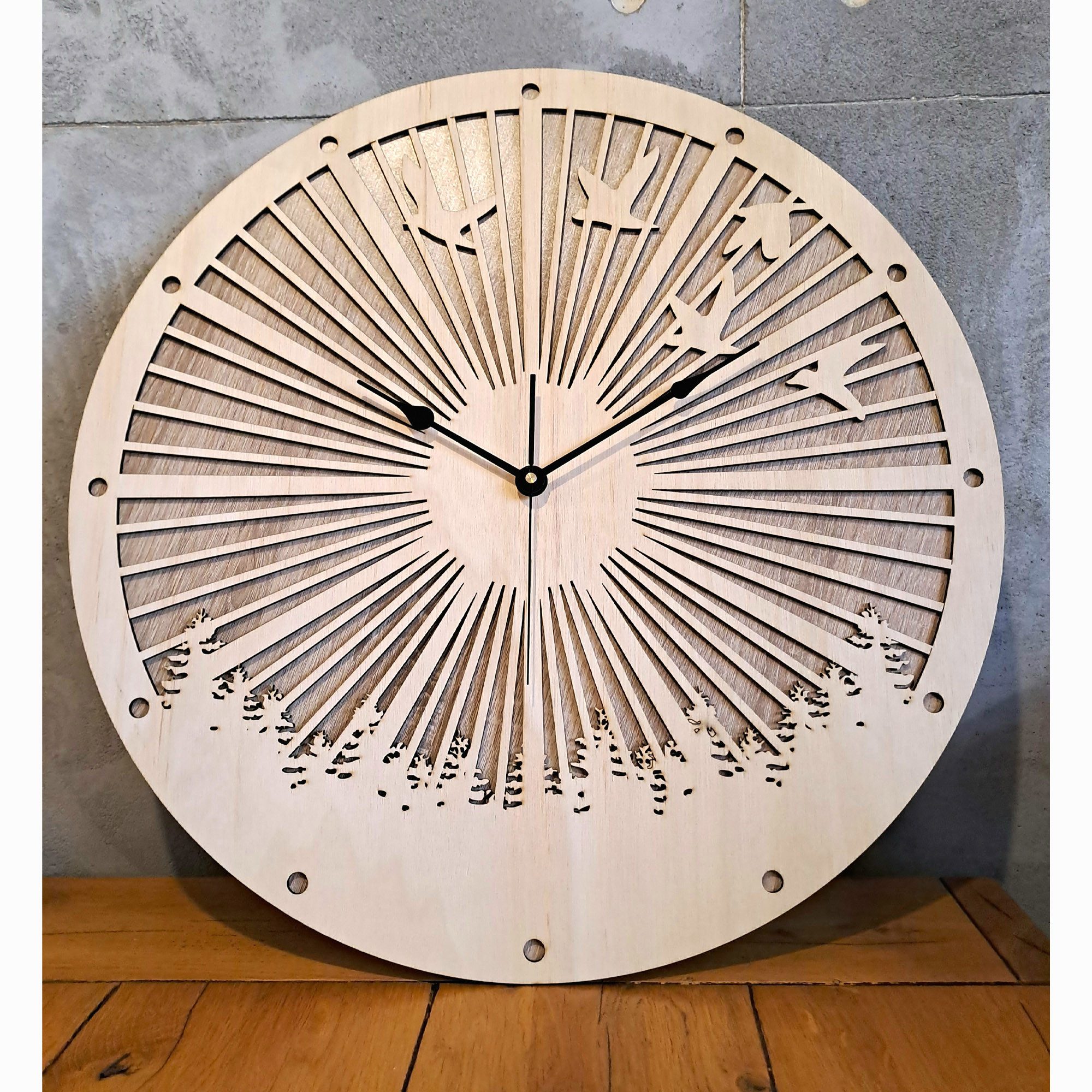 ORNAMENTI Wanduhr Vögel, Wald, skandinavischer Stil, Eiche, moderne, holz, hingucker (ohne Ticken, Wanddeko, Holzdeko, 3 Größen 40, 50, 60 cm)